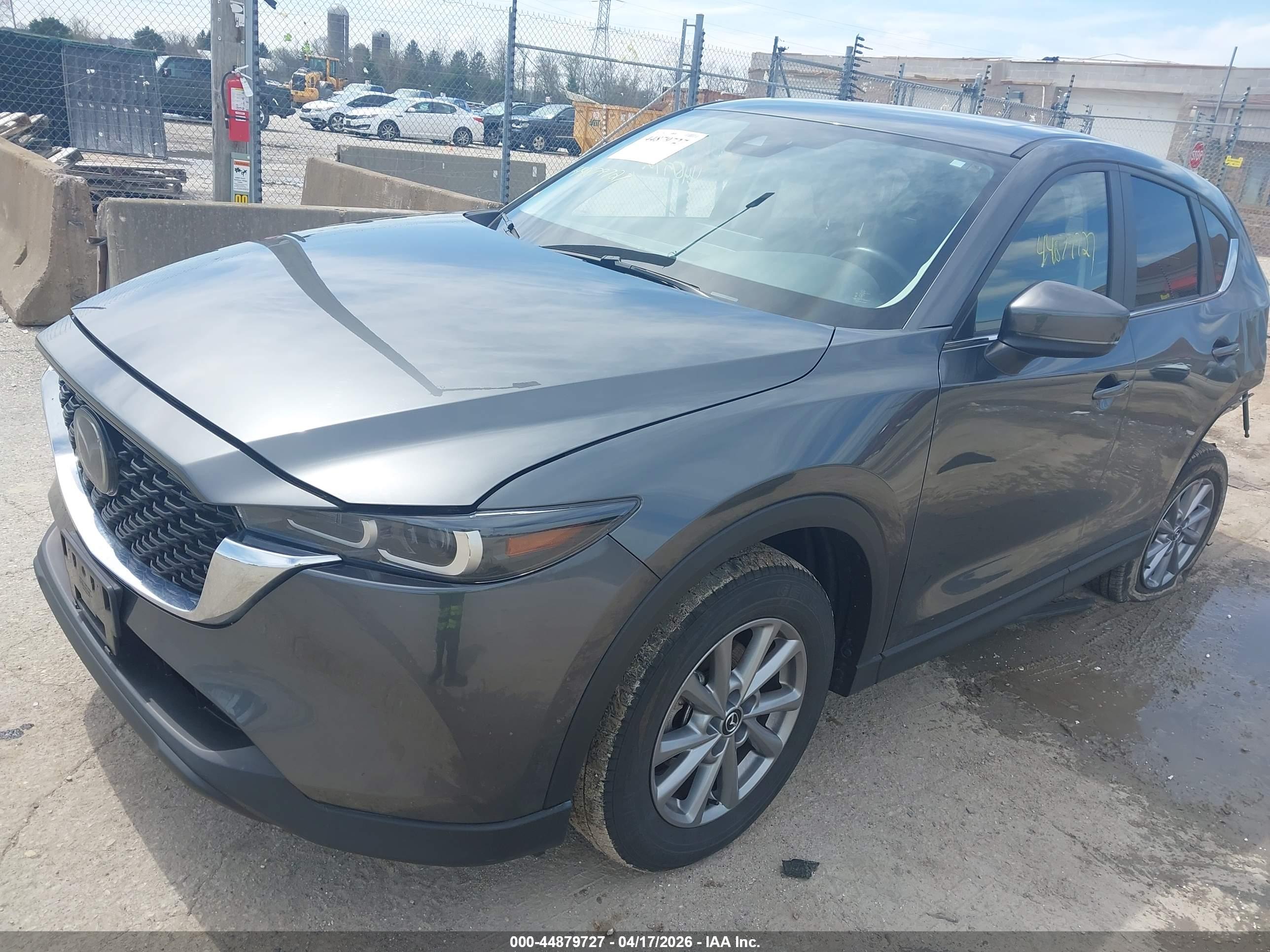 MAZDA CX-5 image 2