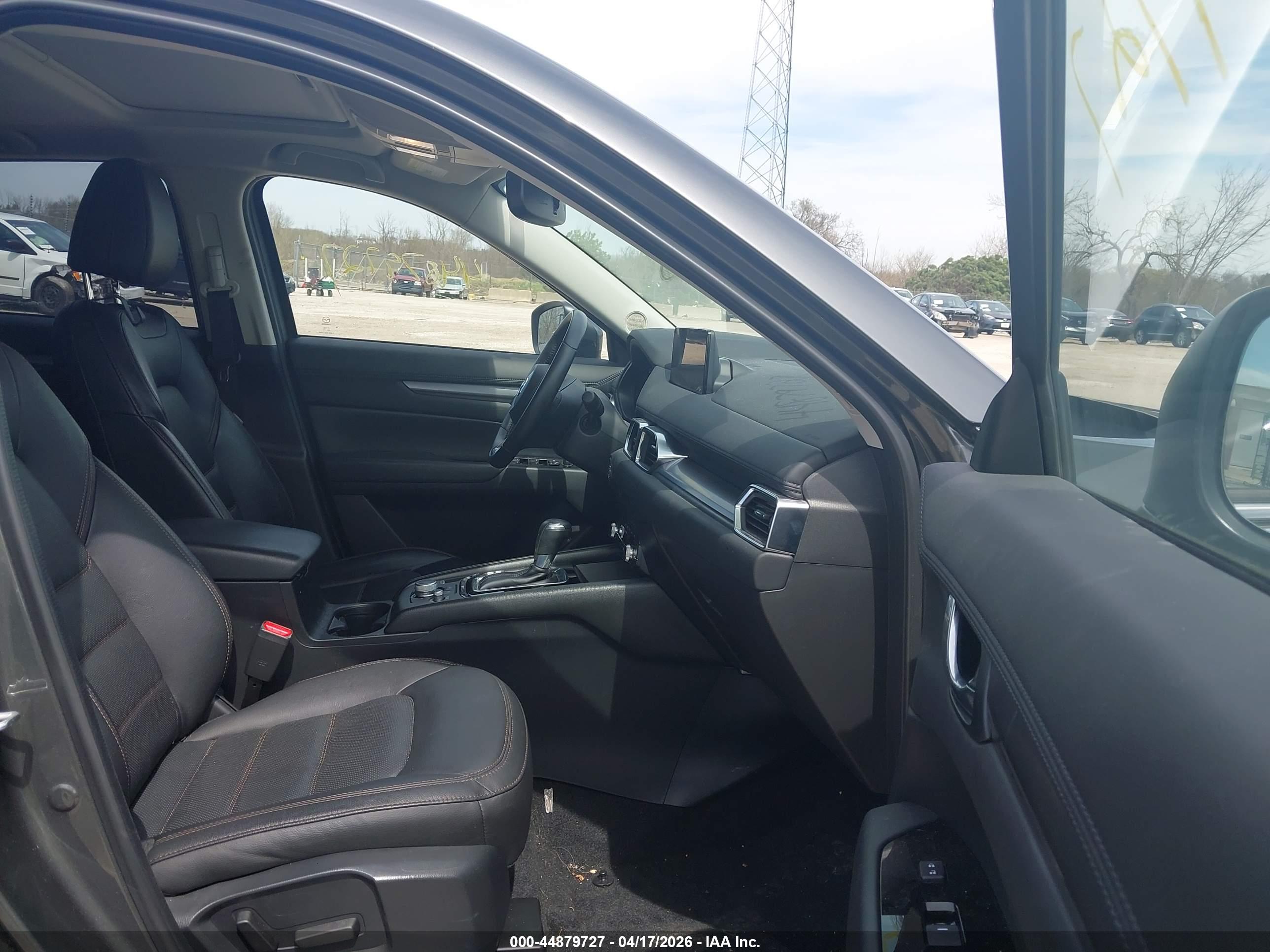 MAZDA CX-5 image 5