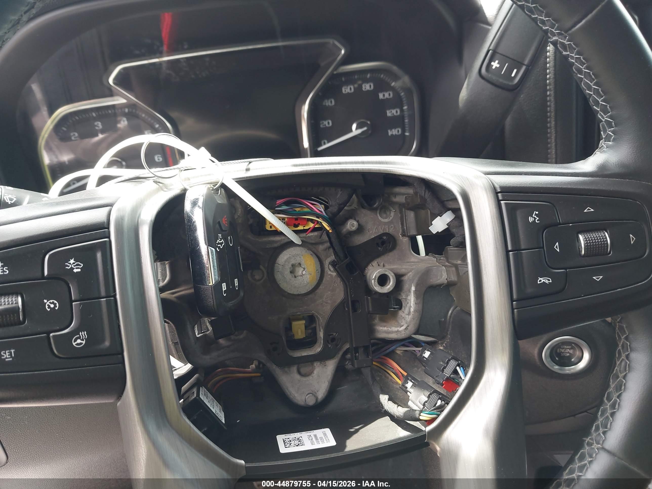 GMC SIERRA image 11