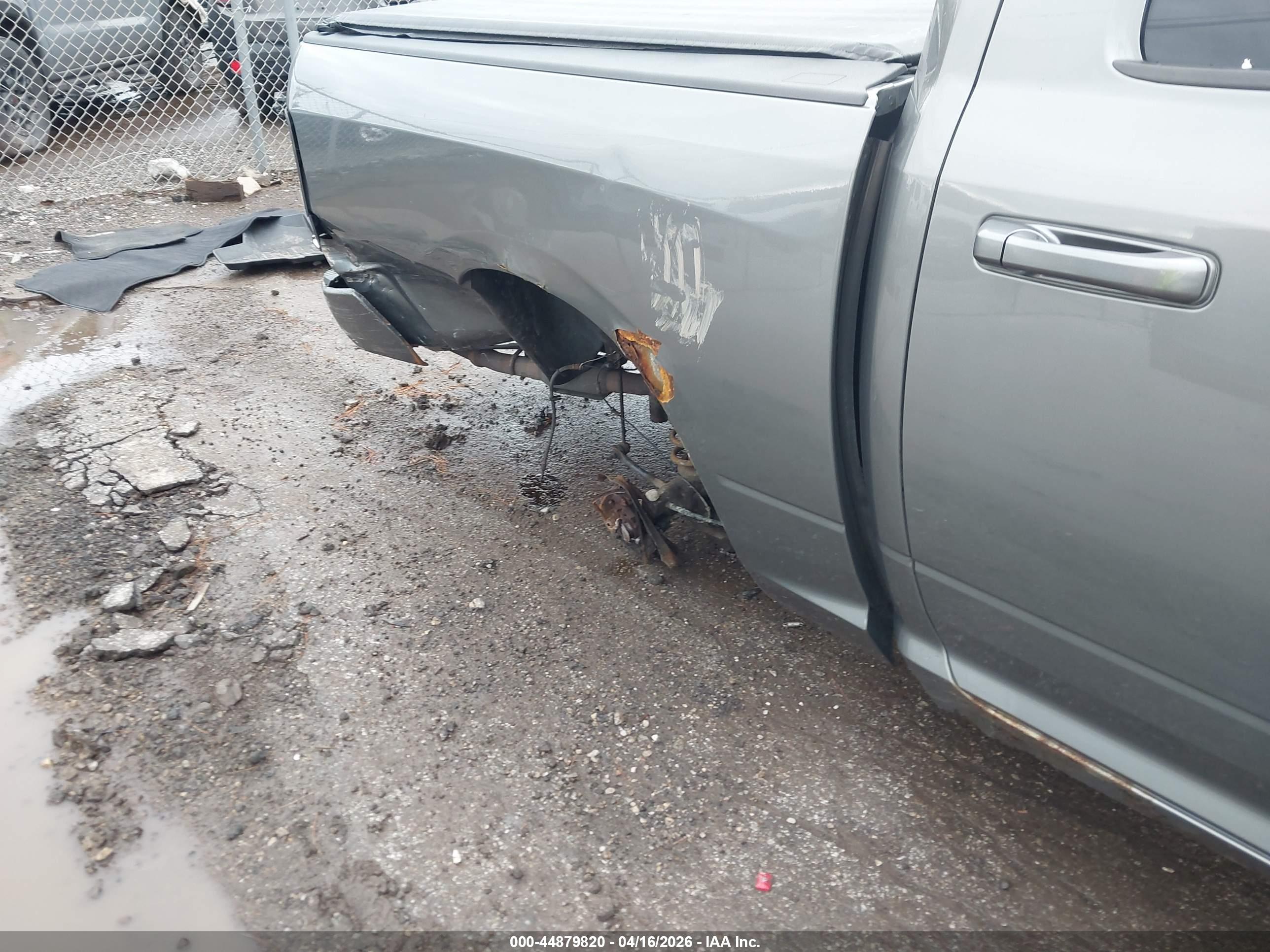 DODGE RAM image 6