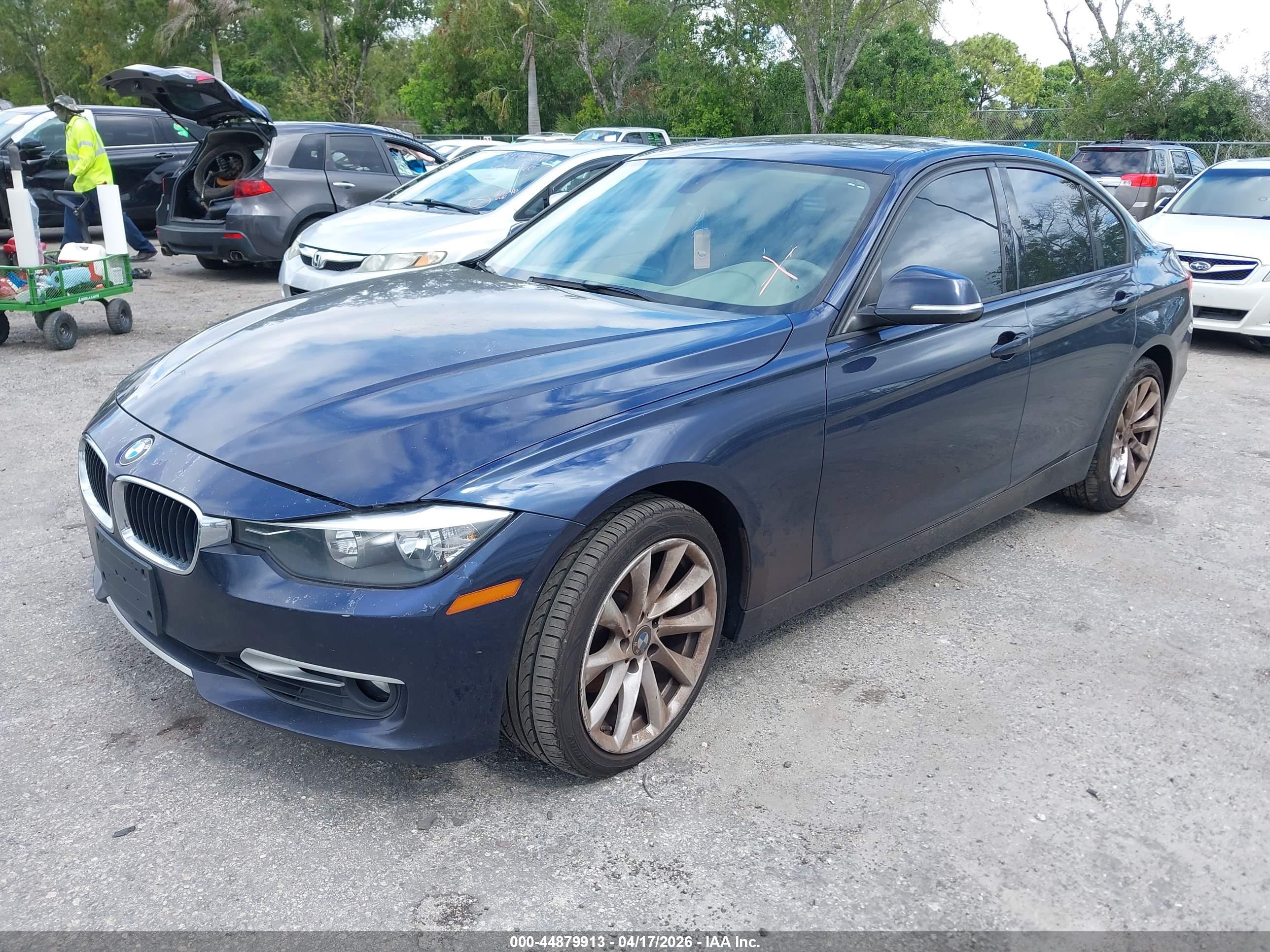 BMW 328I image 2
