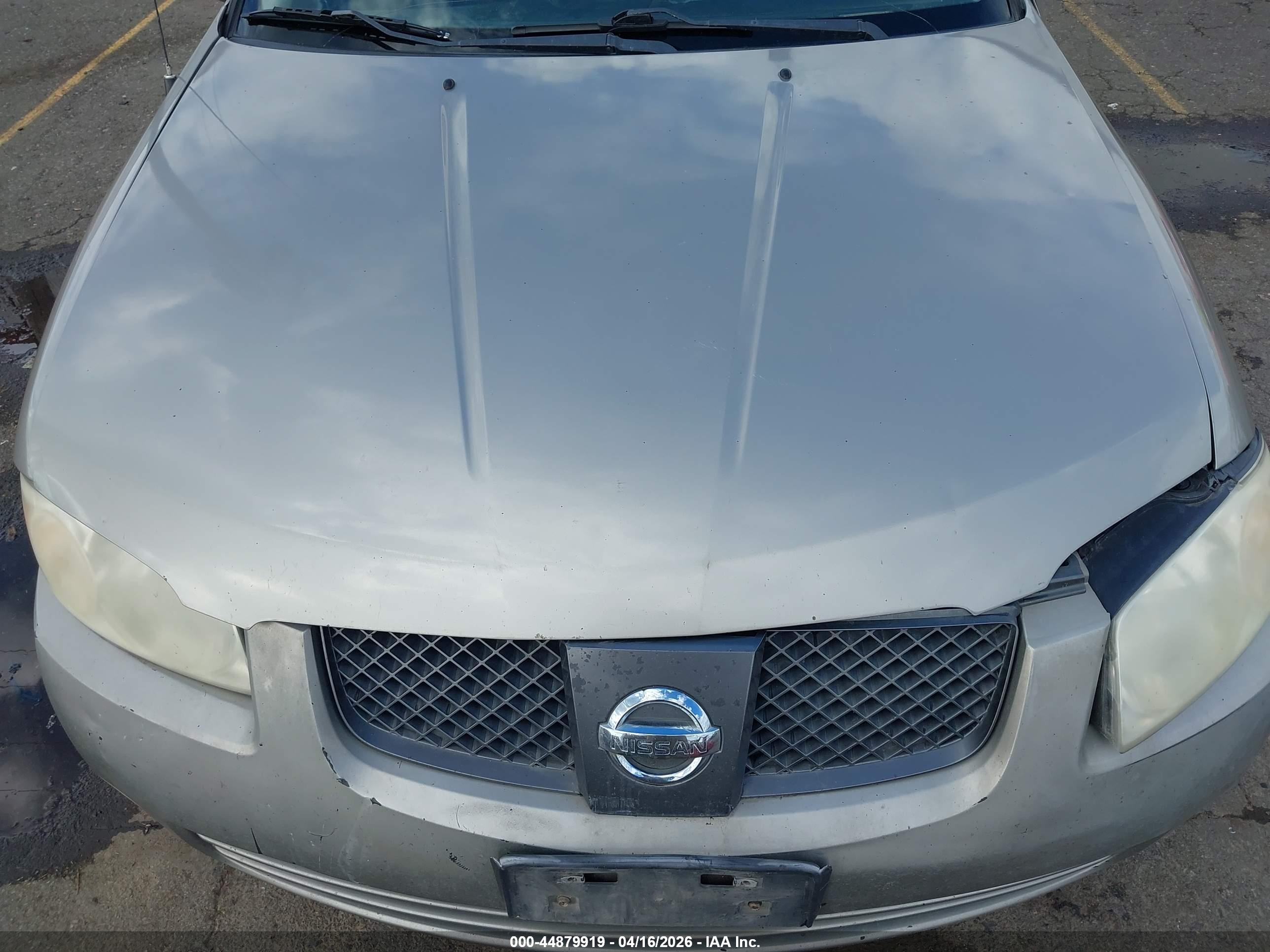 NISSAN SENTRA image 10
