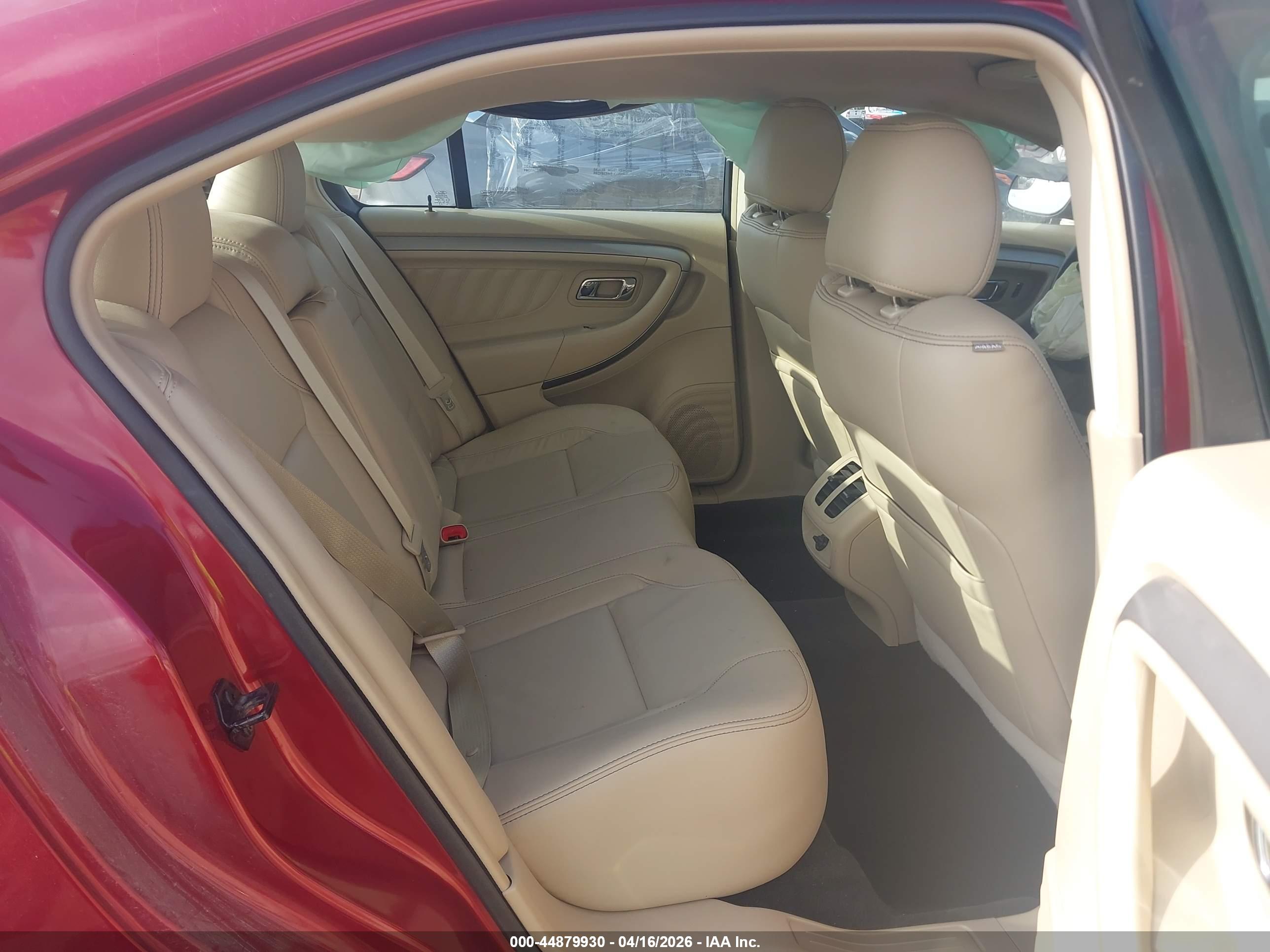 FORD TAURUS image 8
