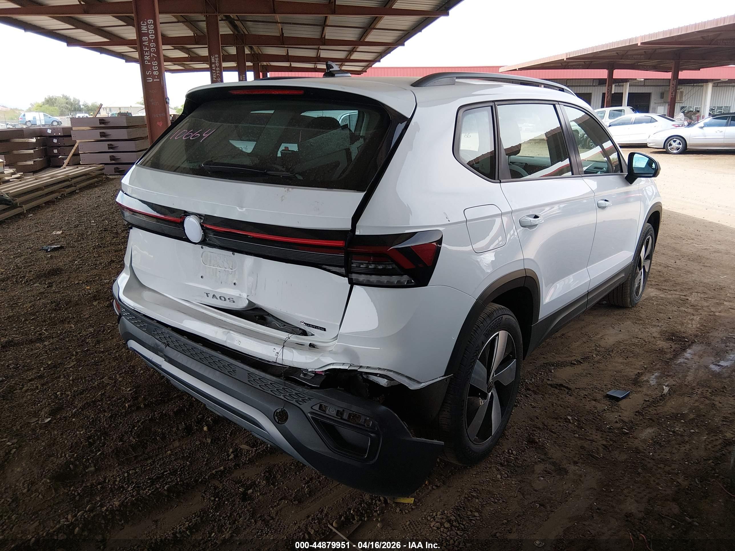 VOLKSWAGEN TAOS image 6