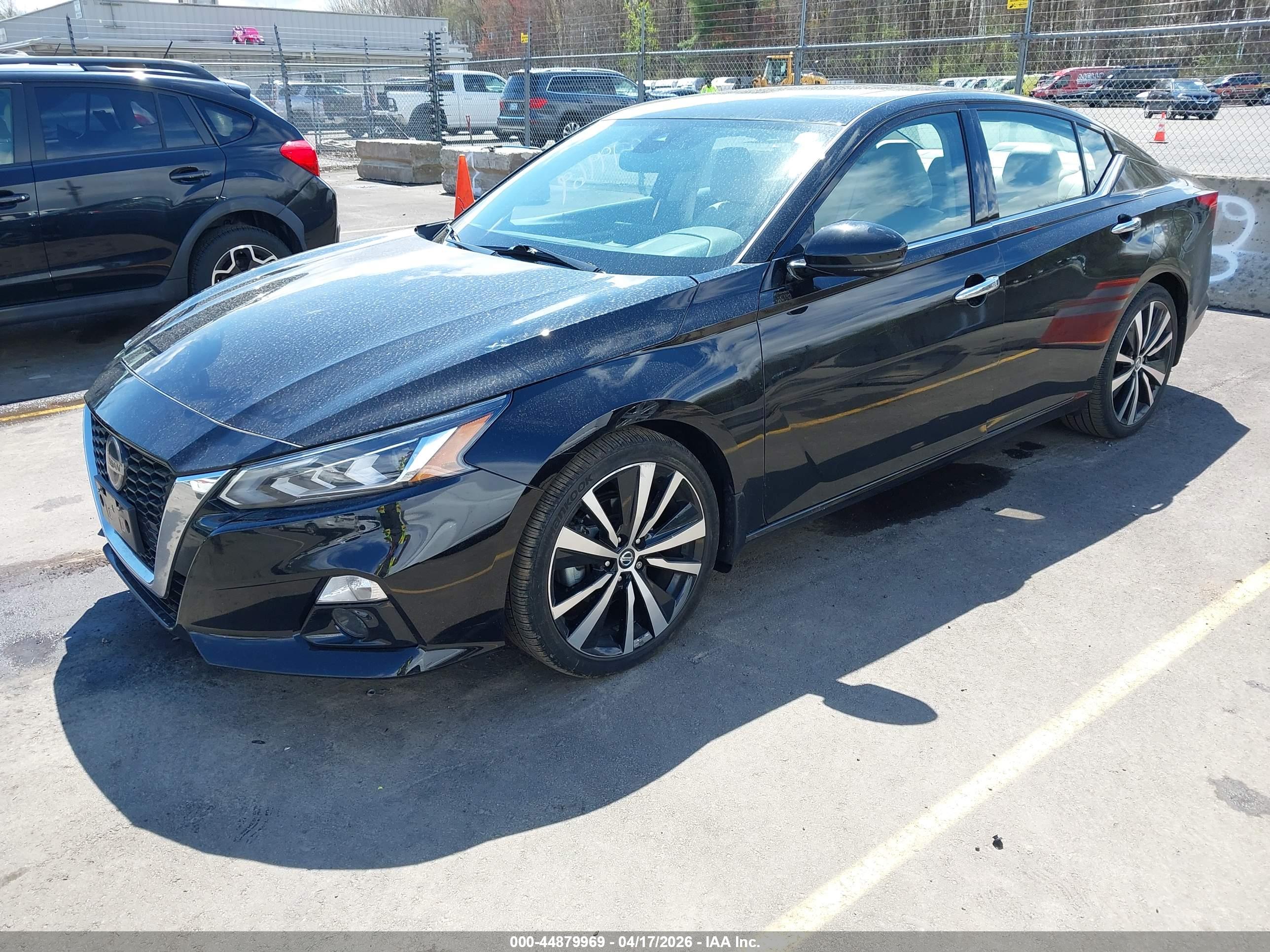 NISSAN ALTIMA image 2