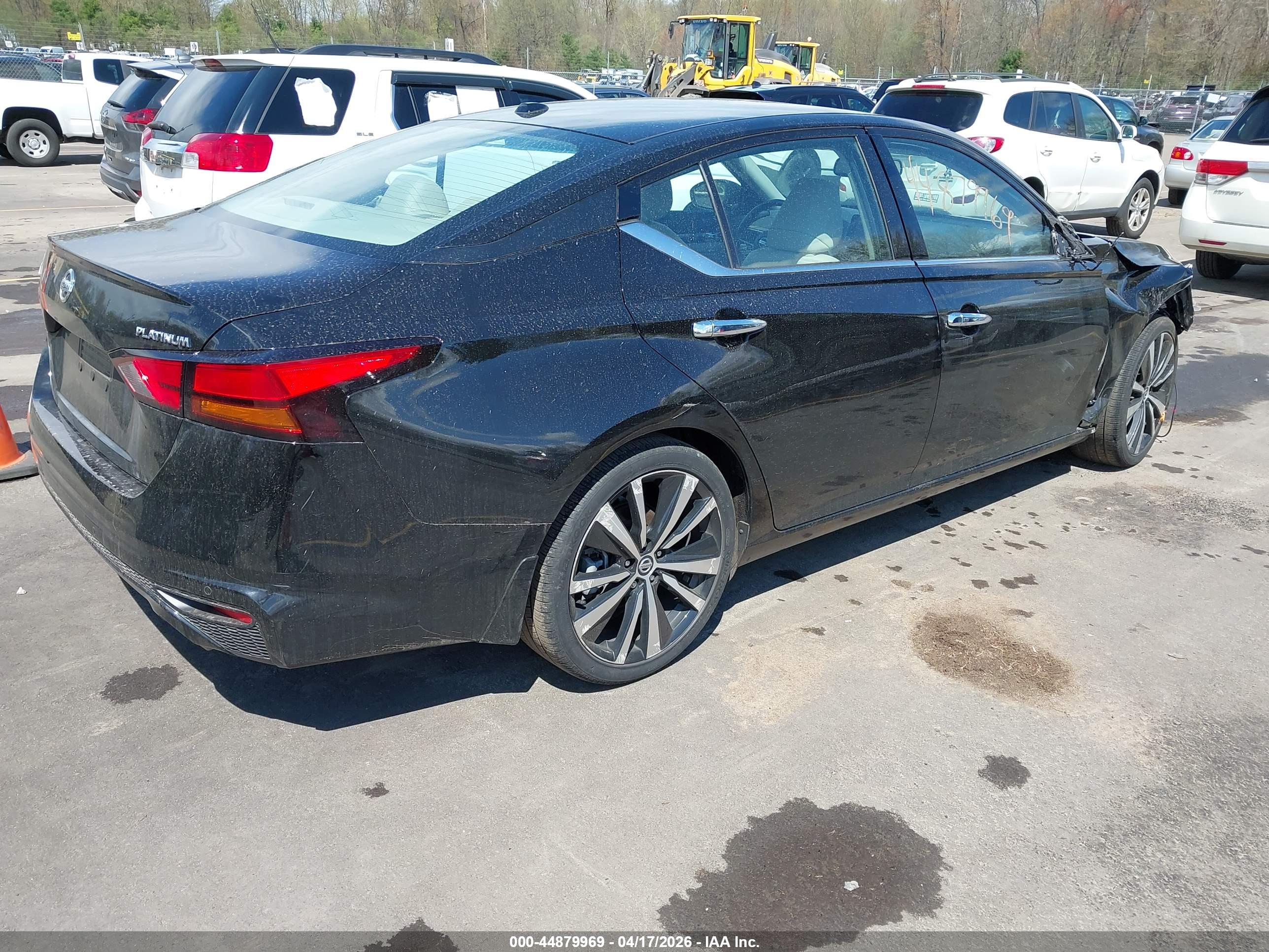 NISSAN ALTIMA image 4