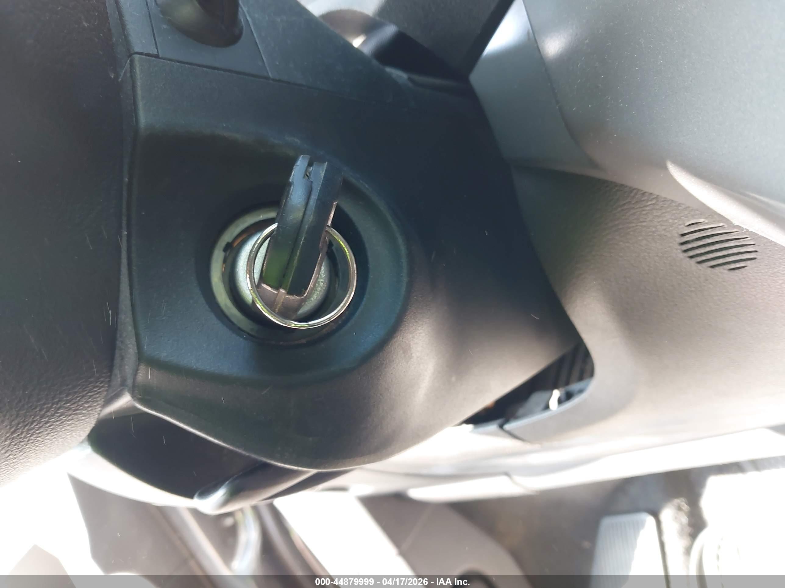 FORD ESCAPE image 11