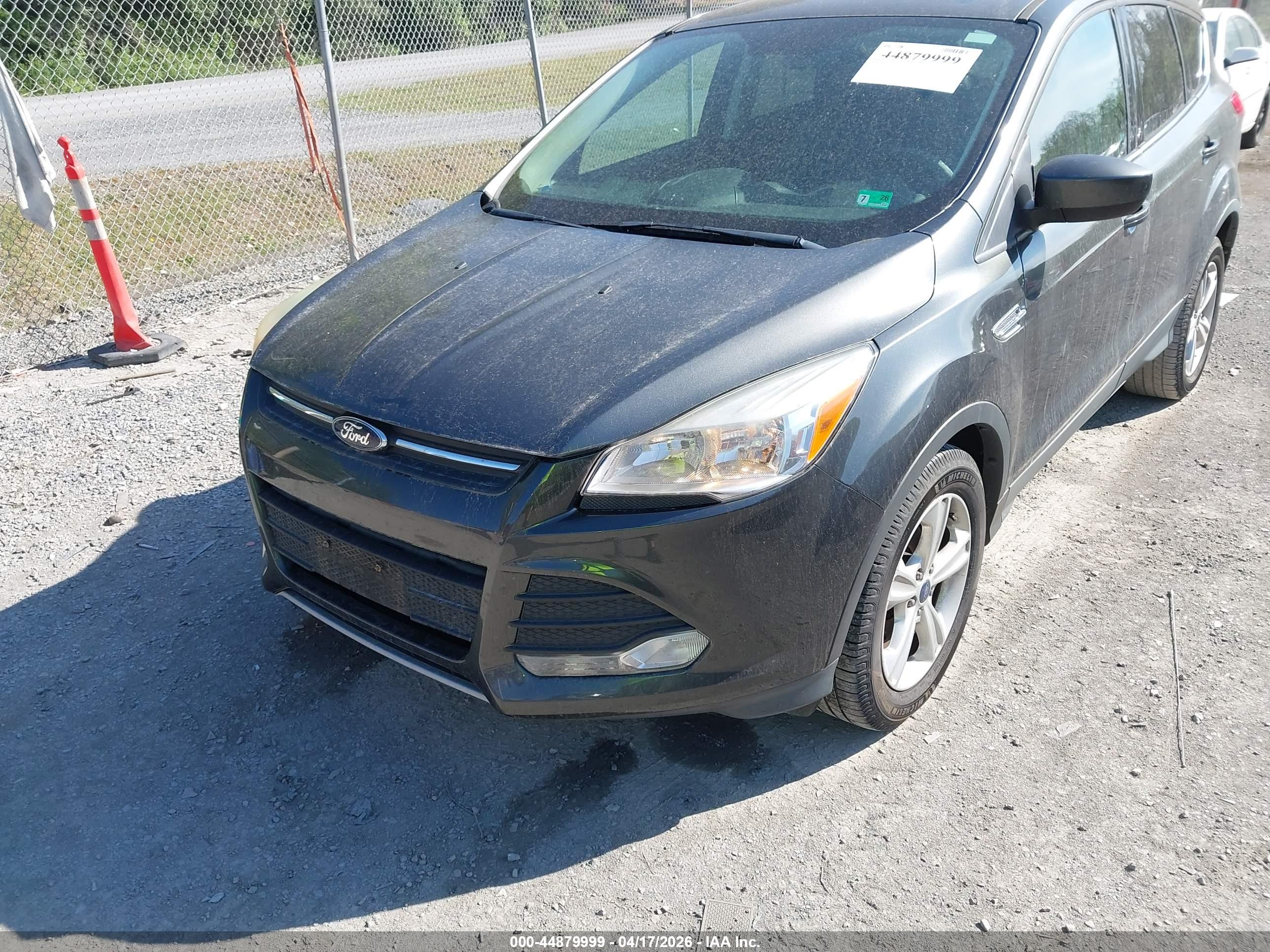 FORD ESCAPE image 6