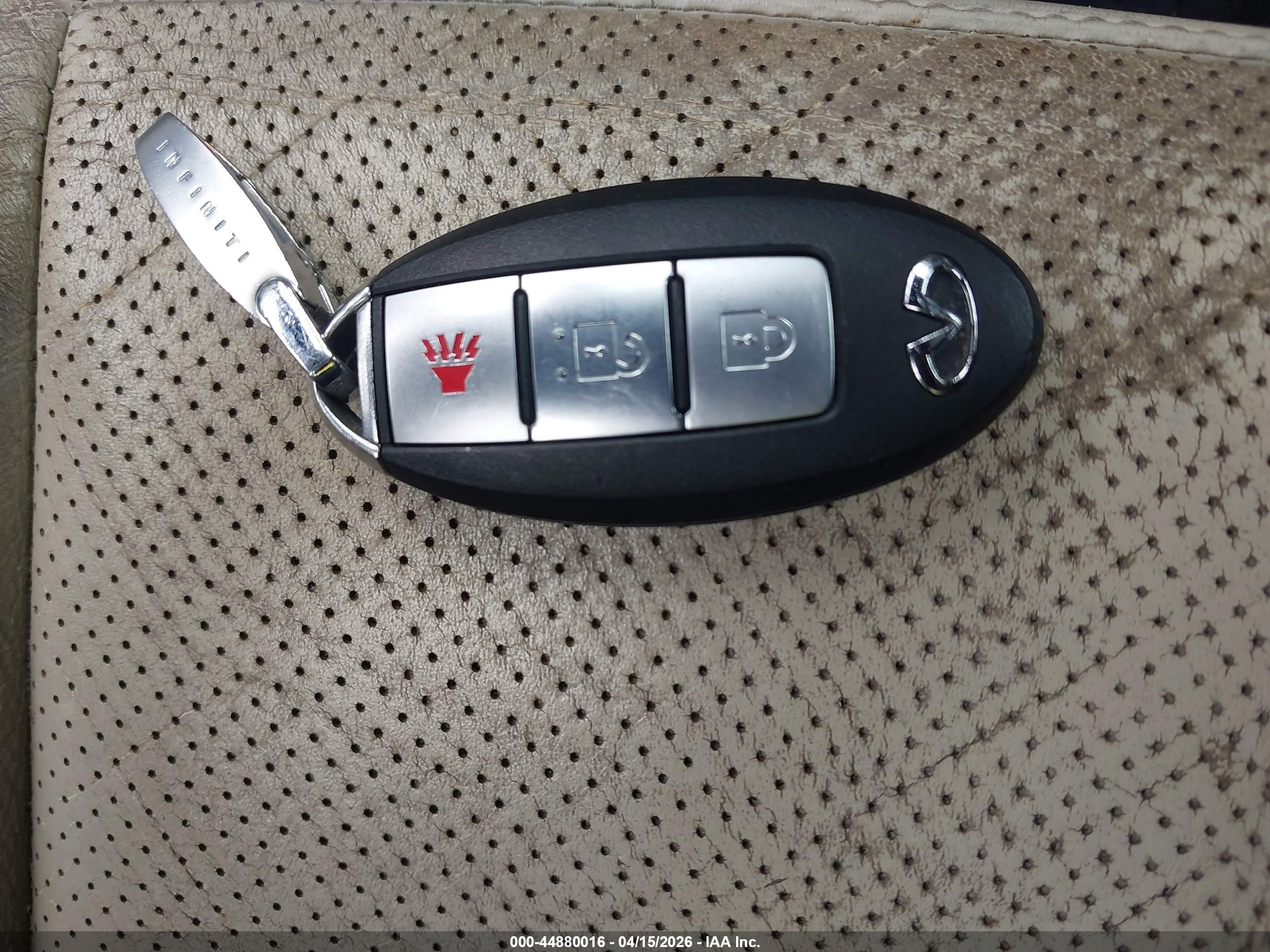 INFINITI FX35 image 11