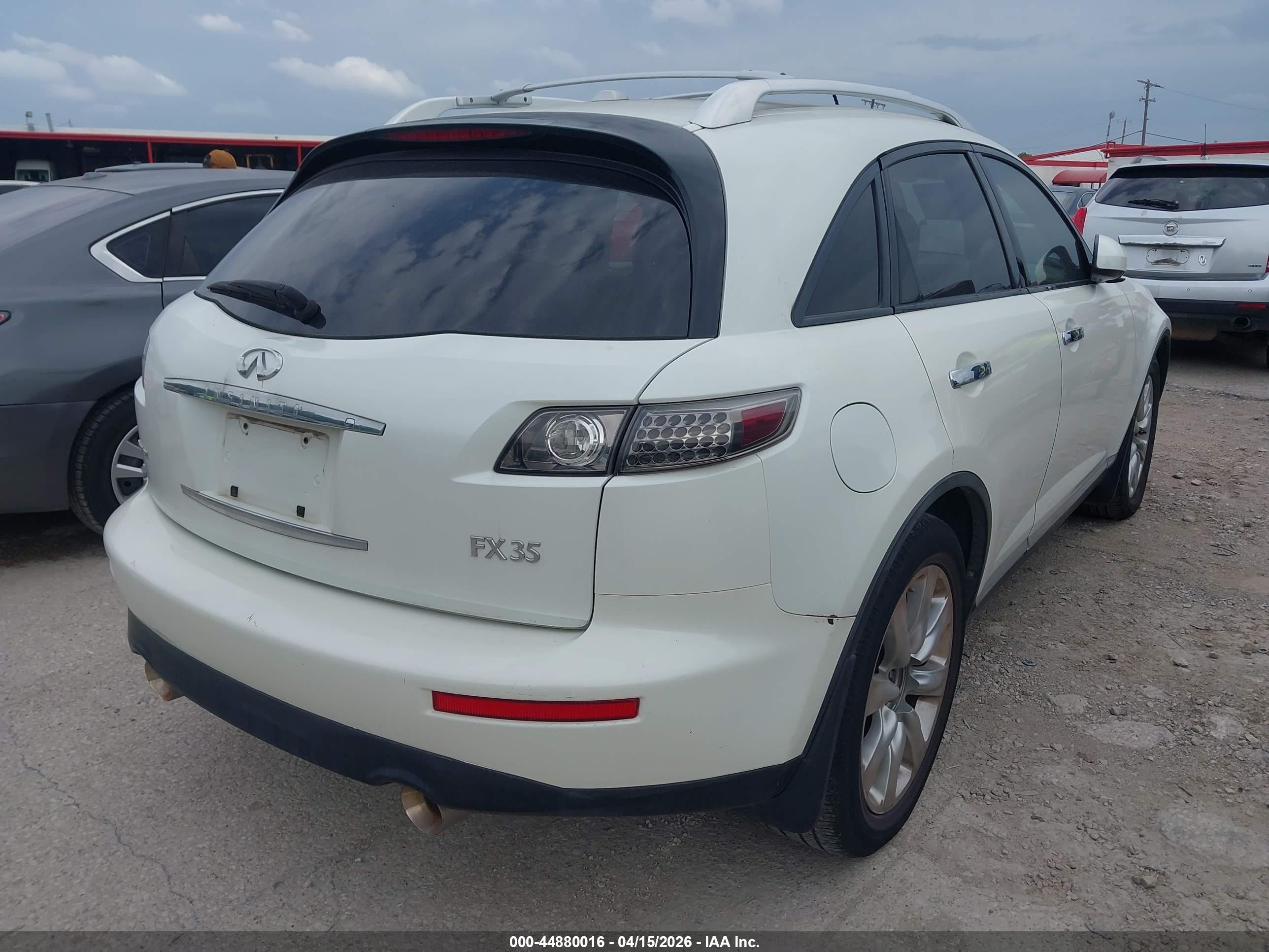 INFINITI FX35 image 4