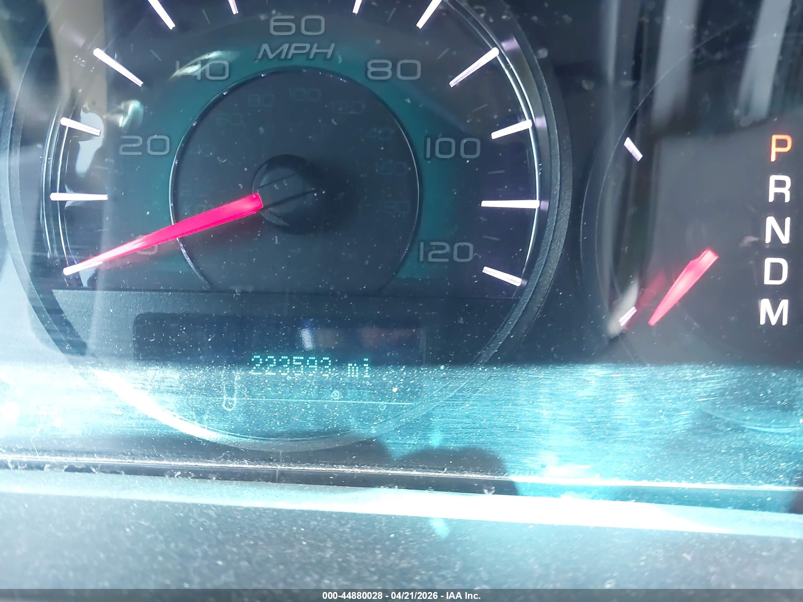 FORD FUSION image 7