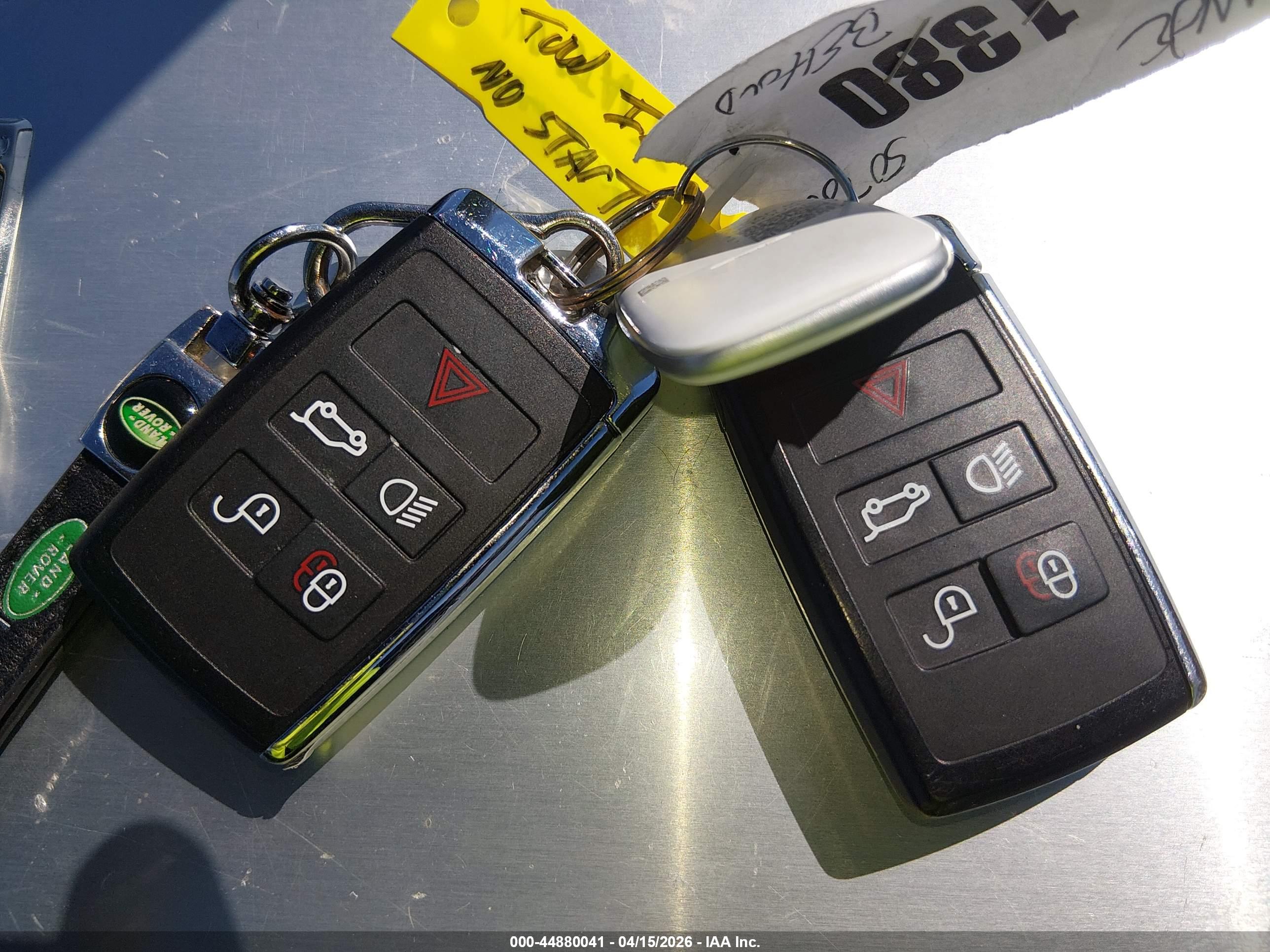 LAND ROVER image 11