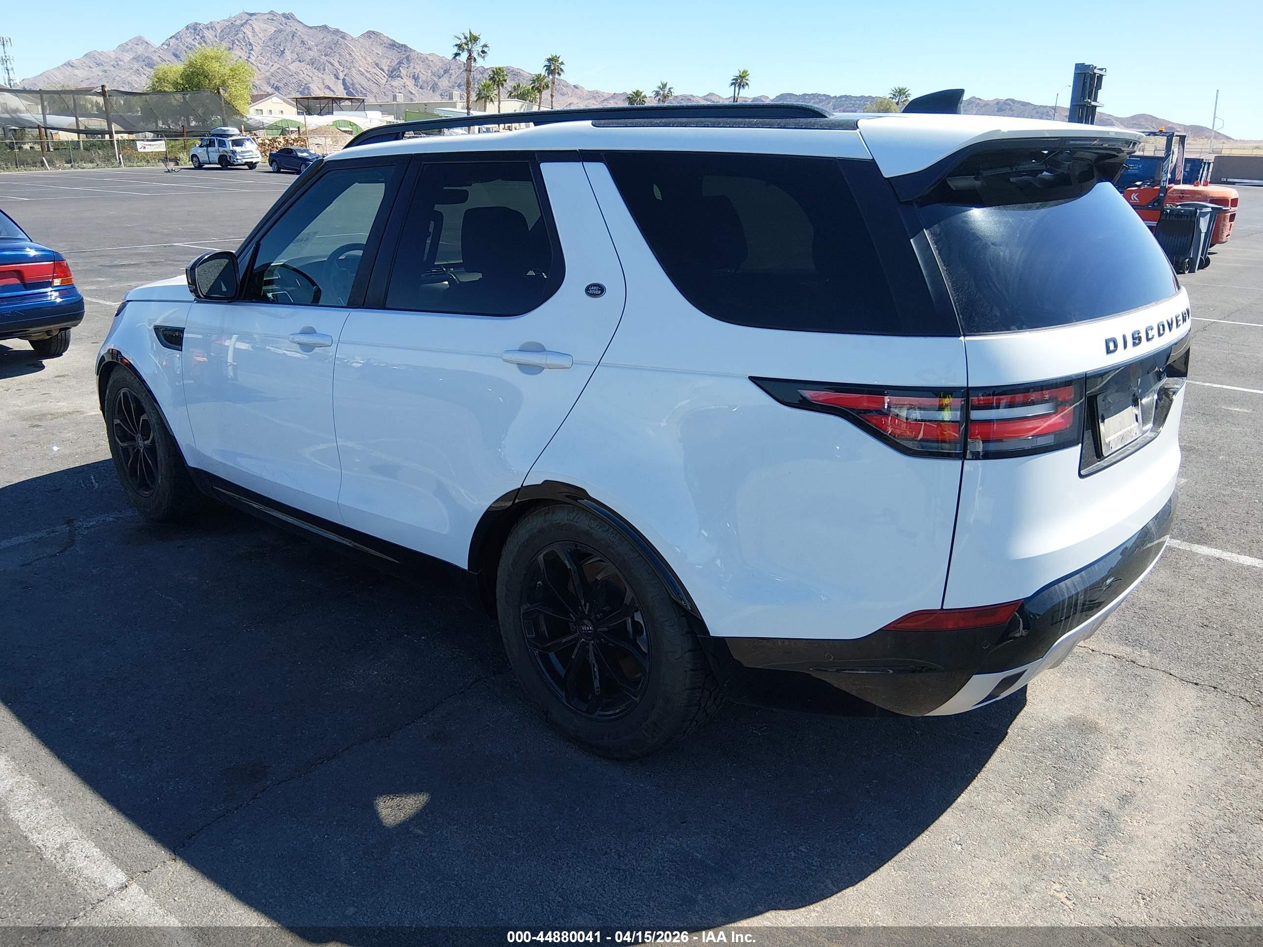 LAND ROVER image 3