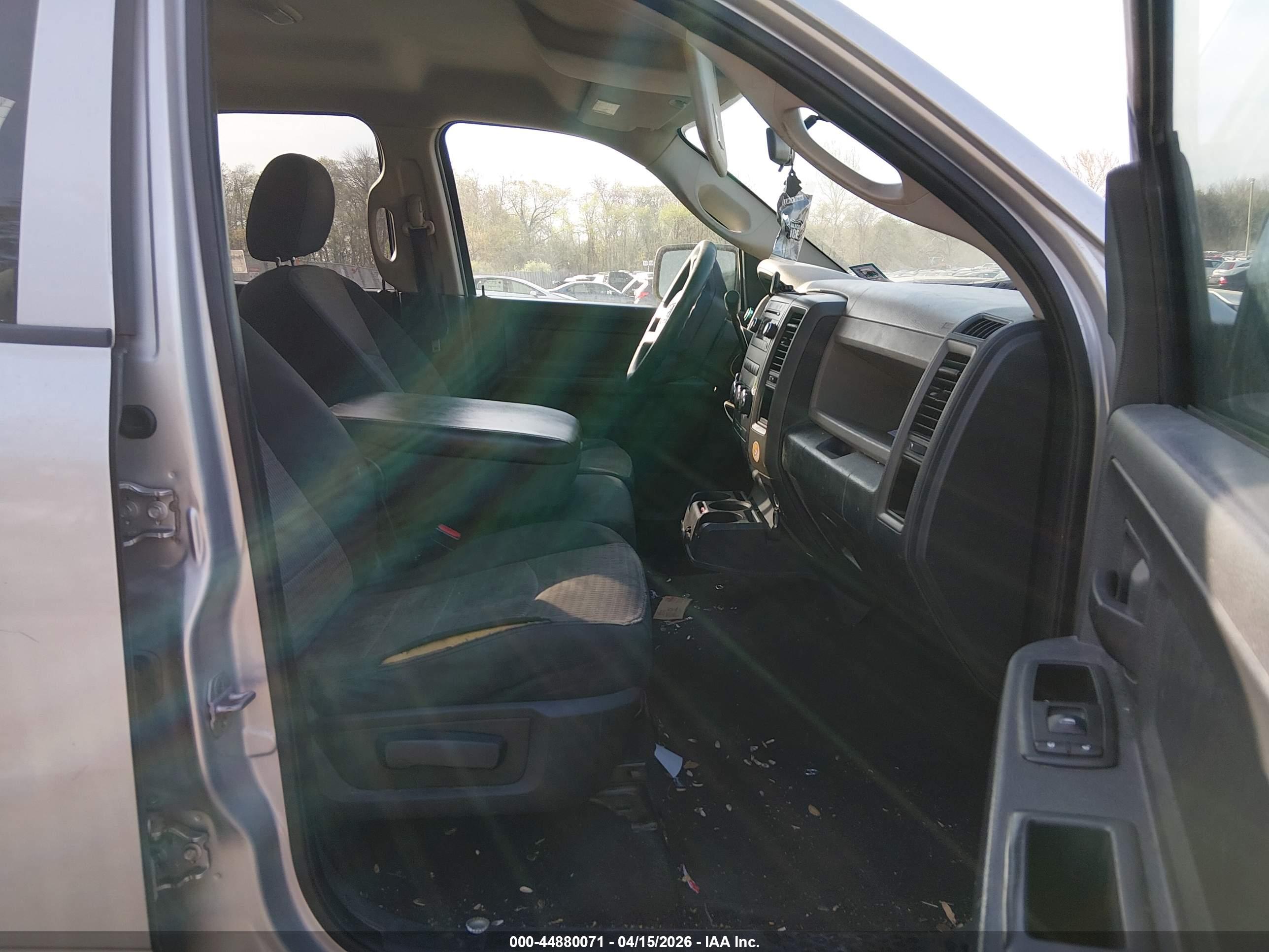 DODGE RAM image 5