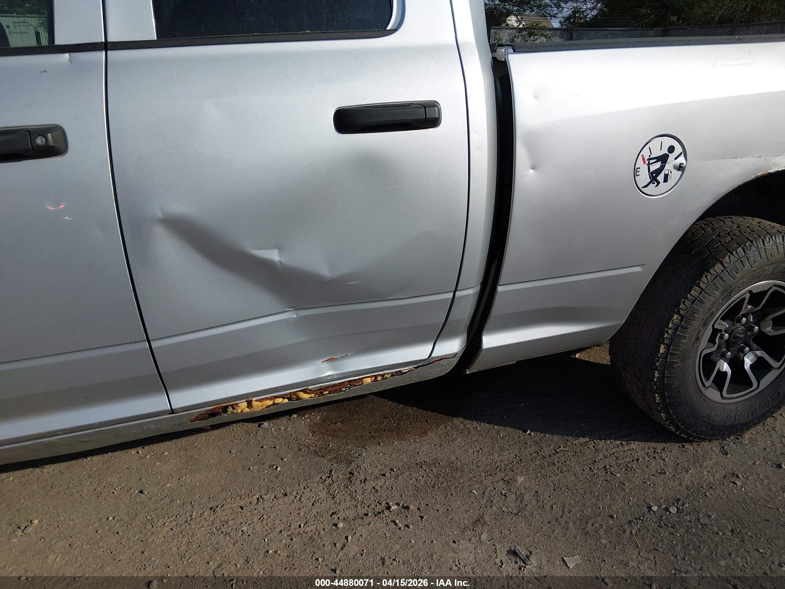 DODGE RAM image 6
