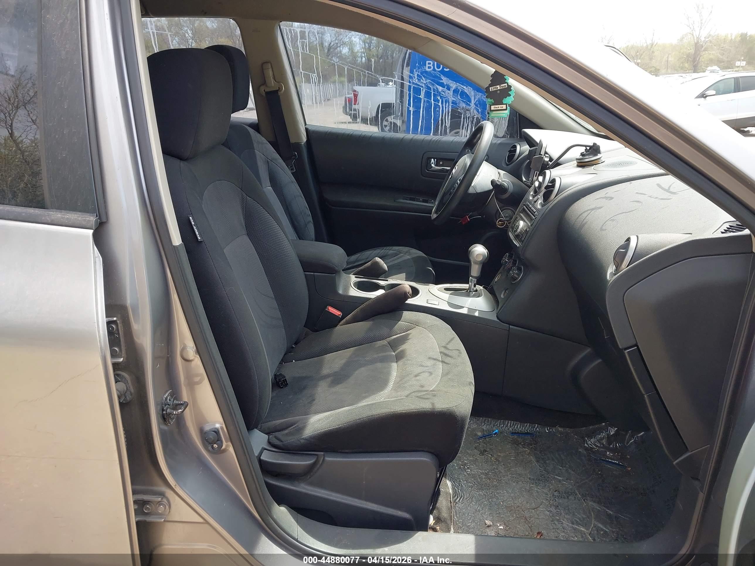 NISSAN ROGUE image 5