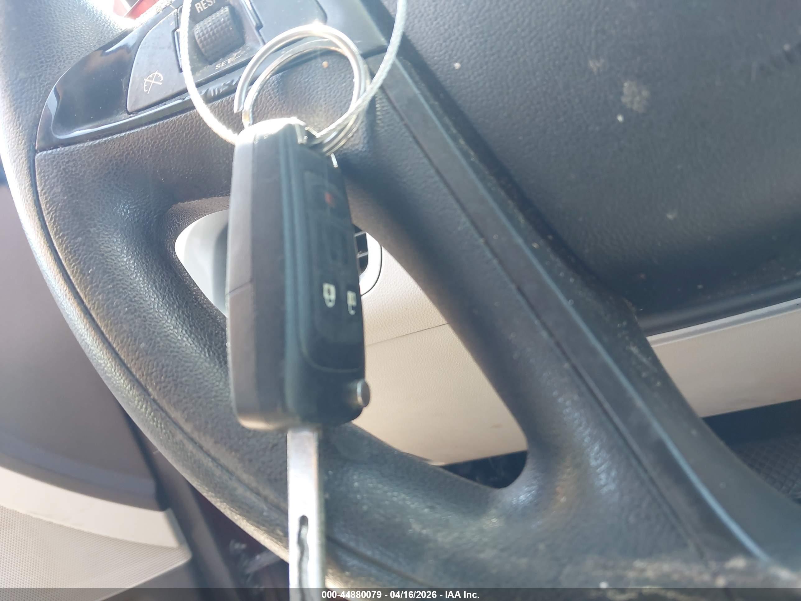 CHEVROLET EQUINOX image 11