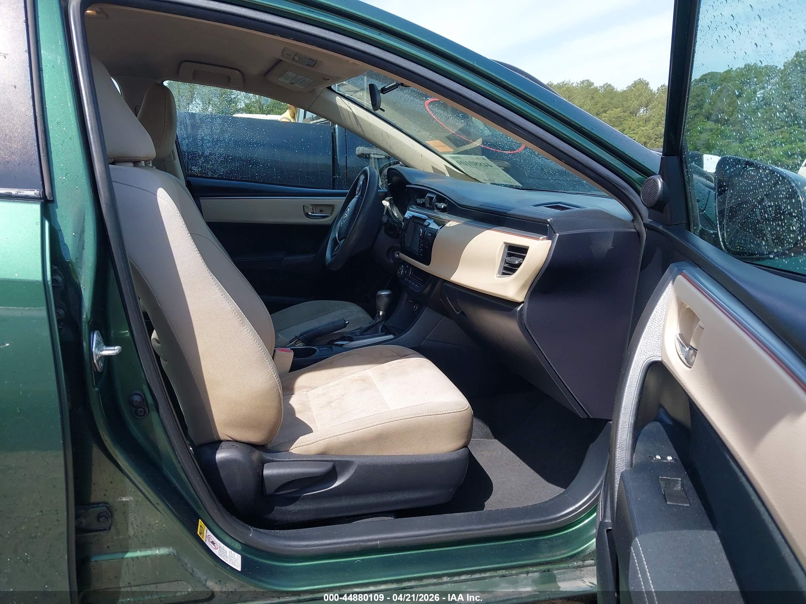 TOYOTA COROLLA image 5