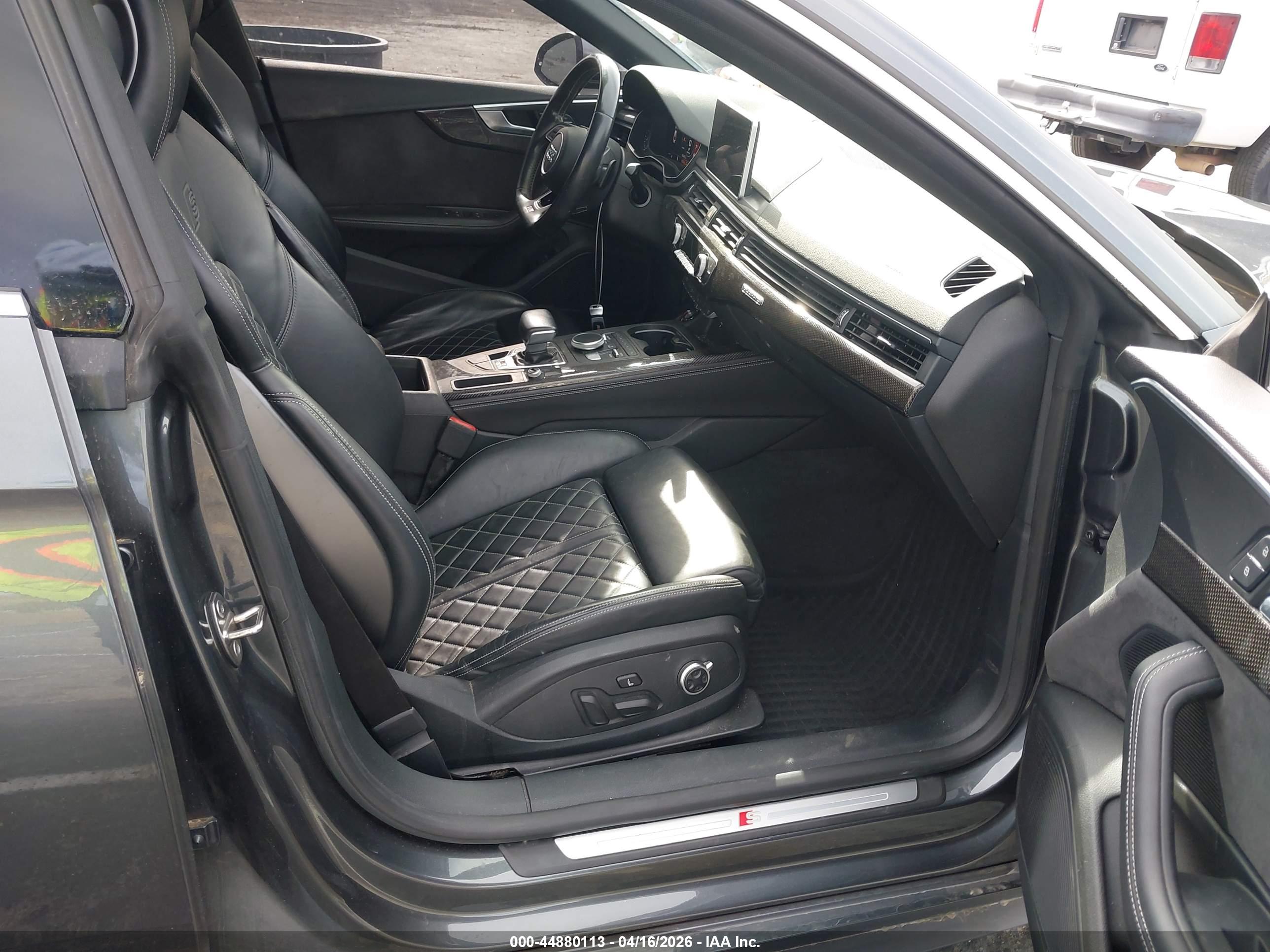 AUDI S5 image 5