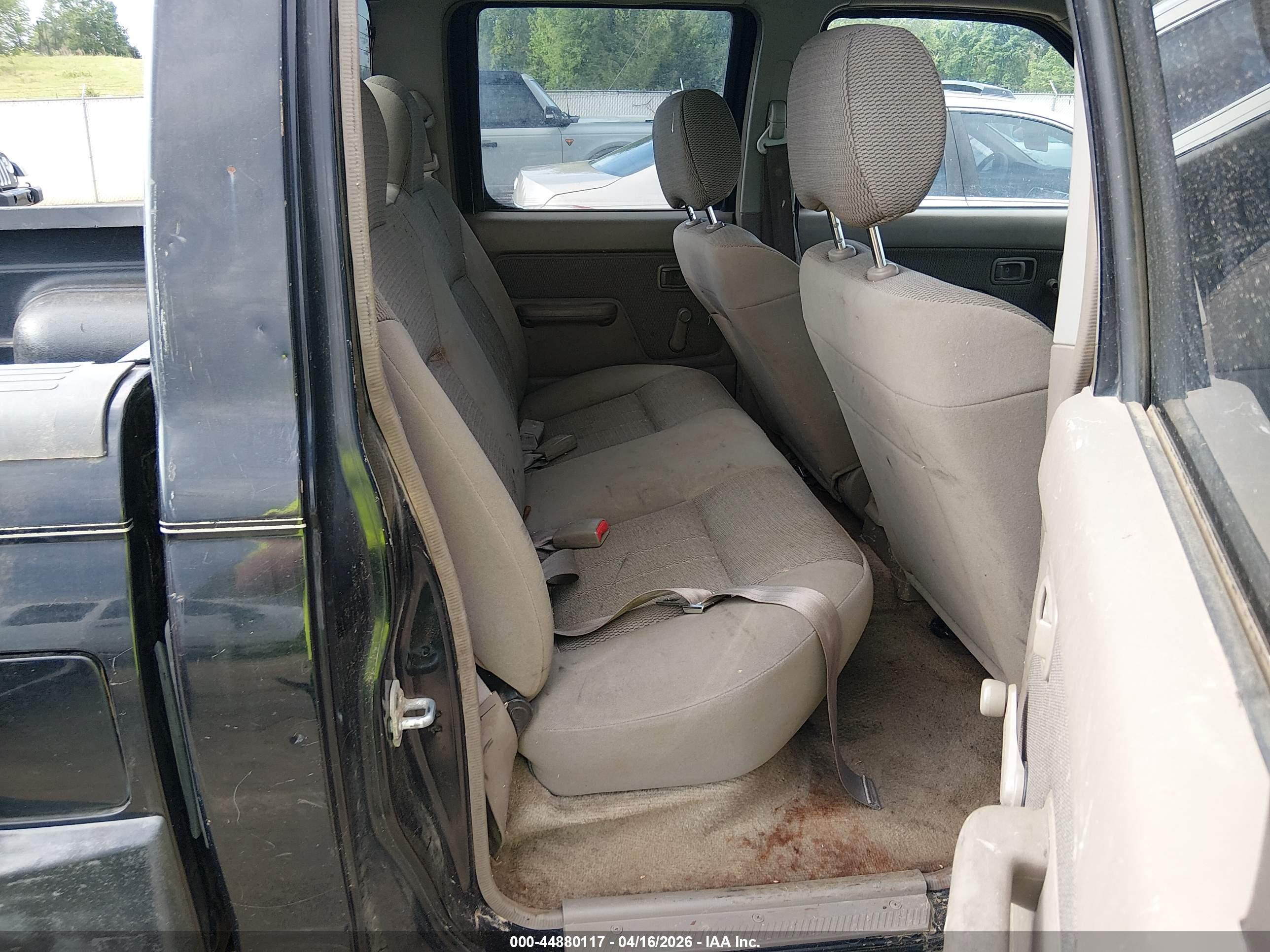 NISSAN FRONTIER image 8