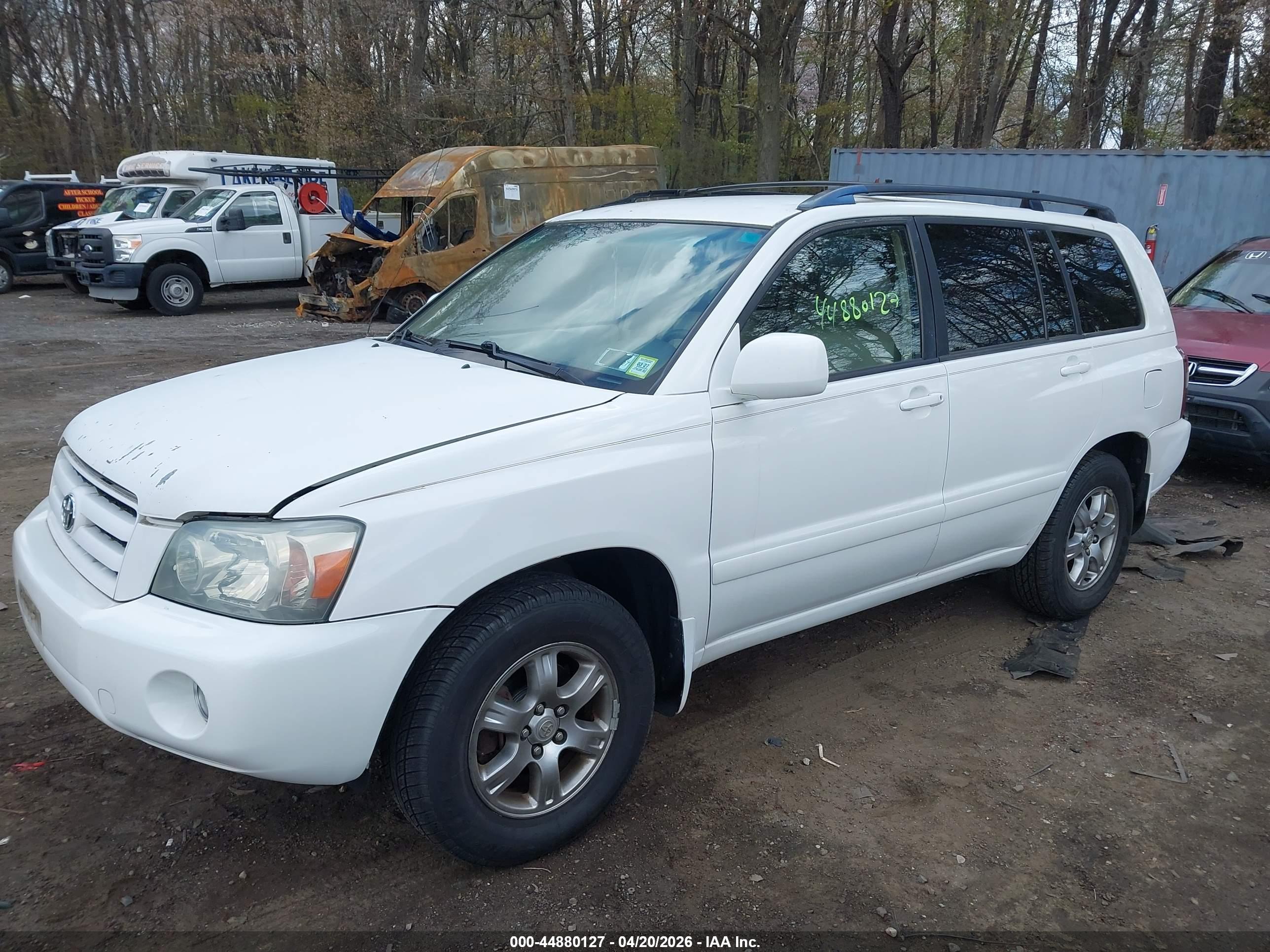 TOYOTA HIGHLANDER image 2