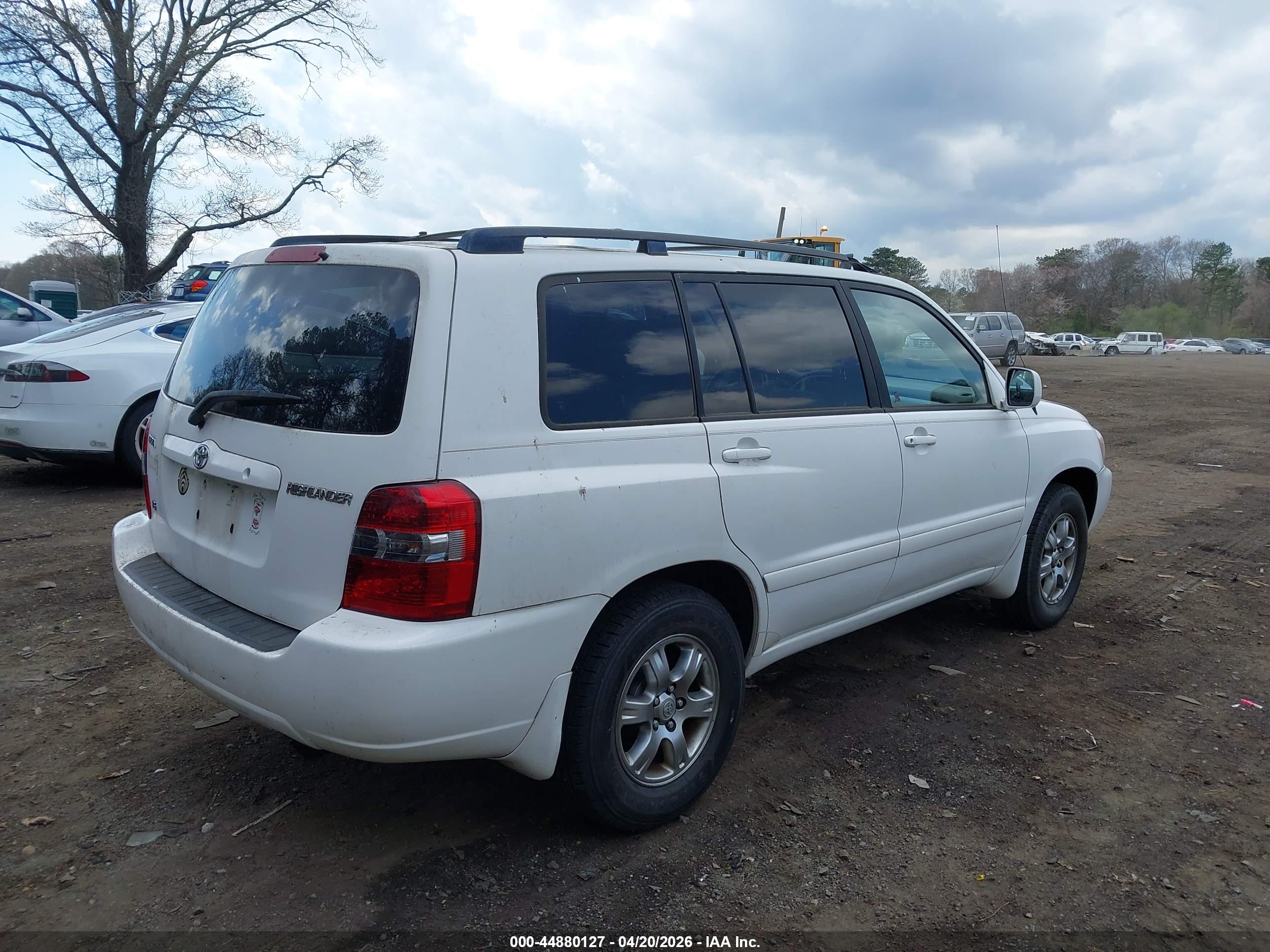 TOYOTA HIGHLANDER image 4