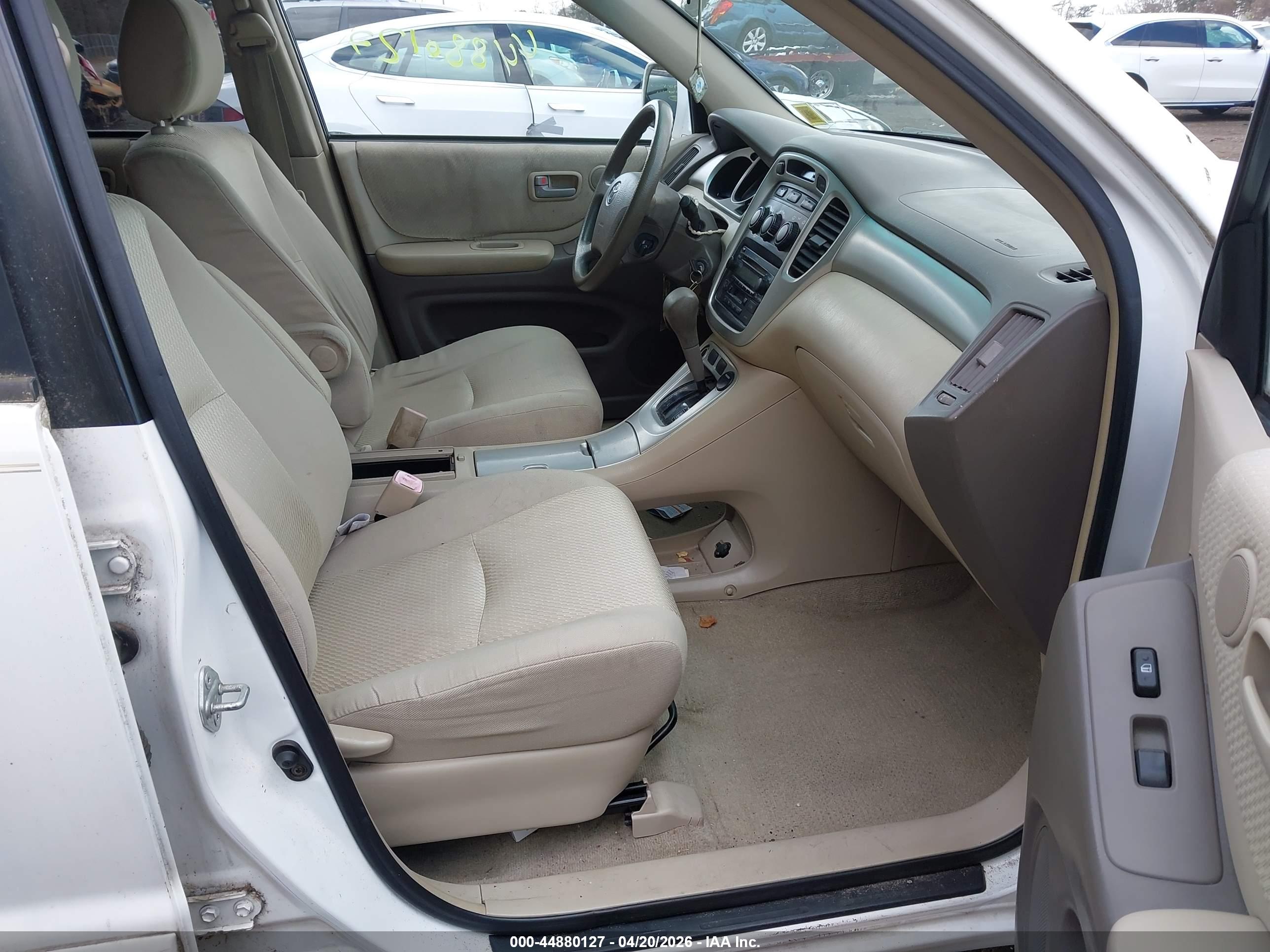 TOYOTA HIGHLANDER image 5