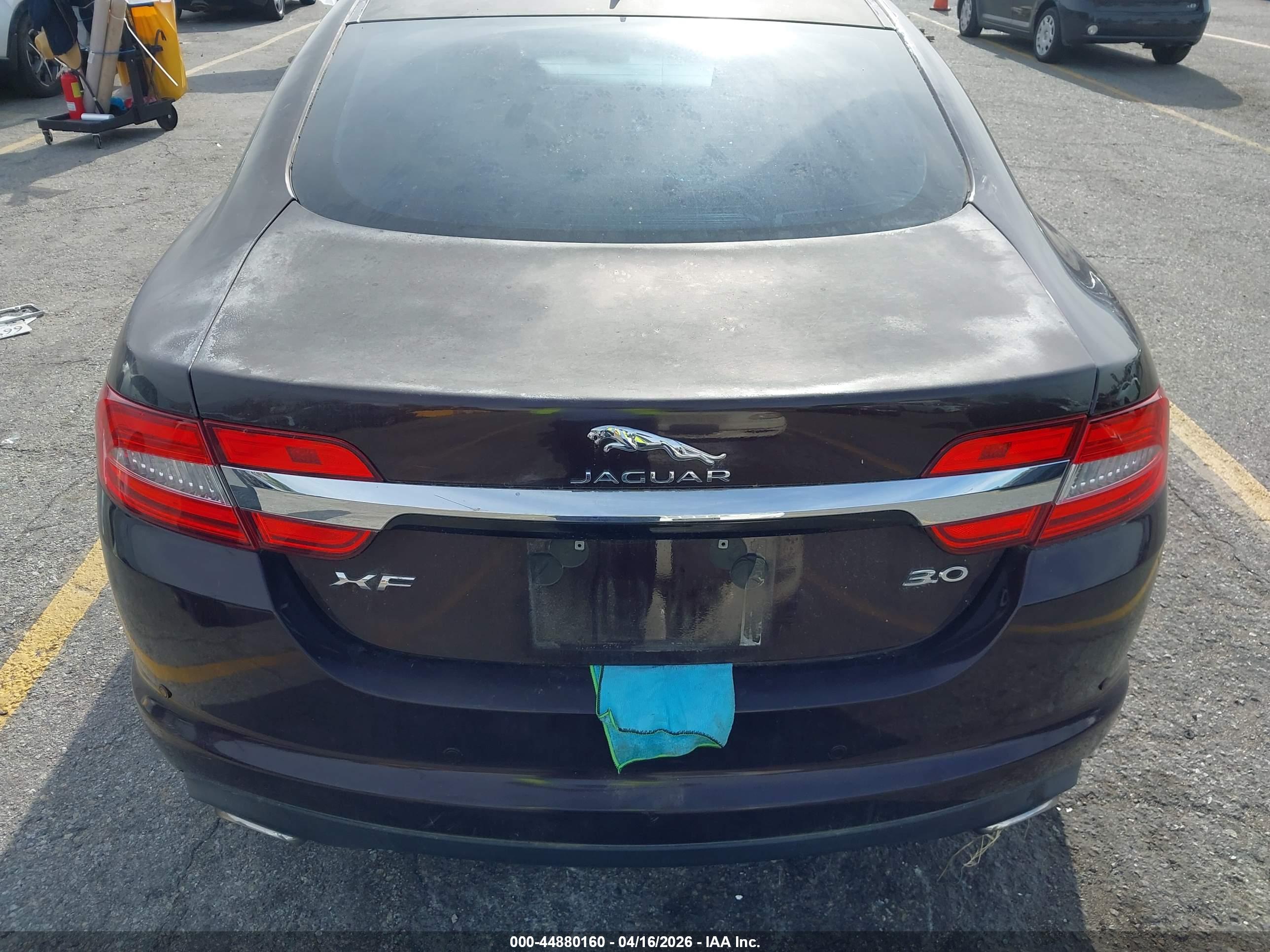 JAGUAR XF image 6
