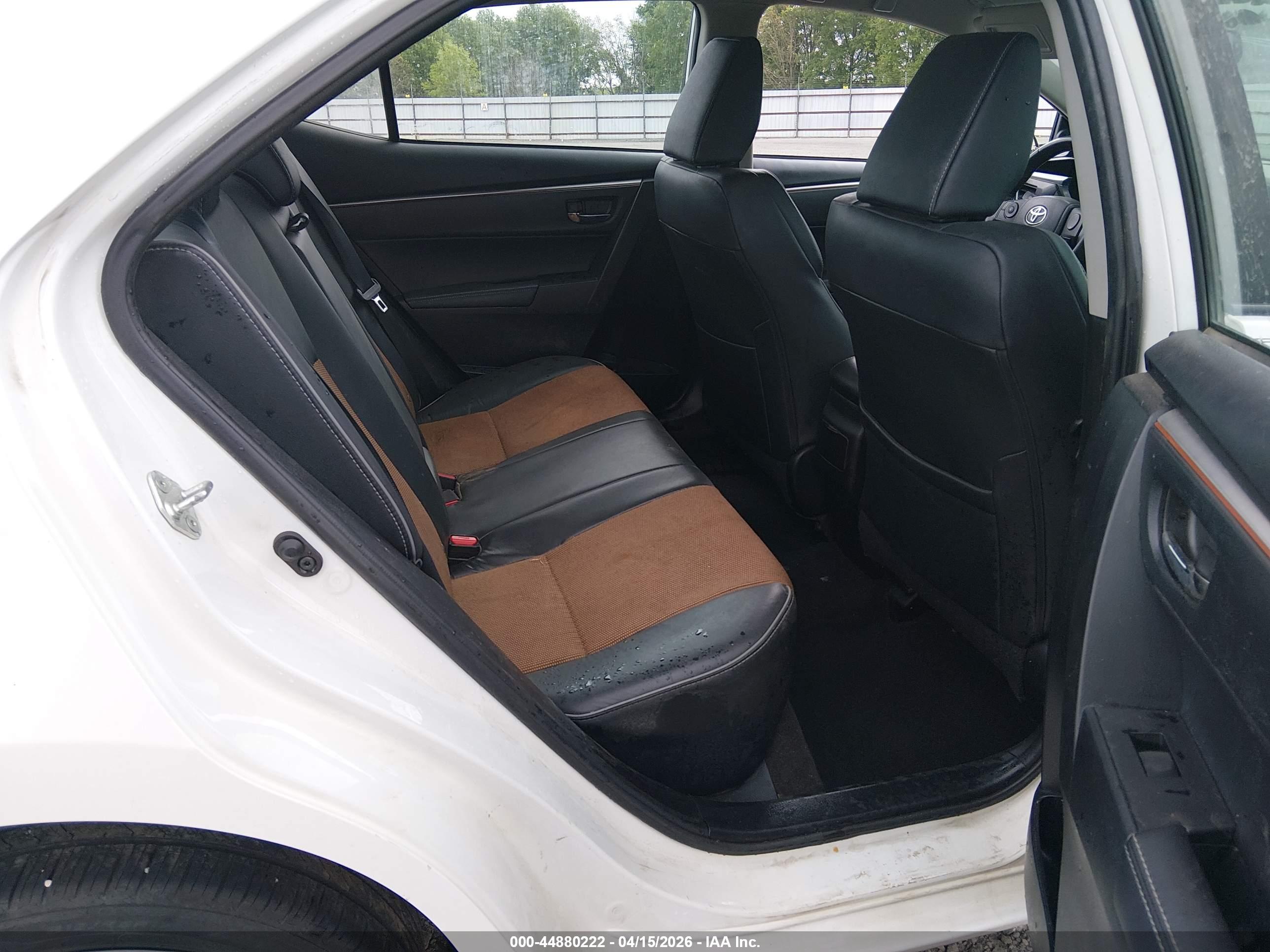 TOYOTA COROLLA image 8