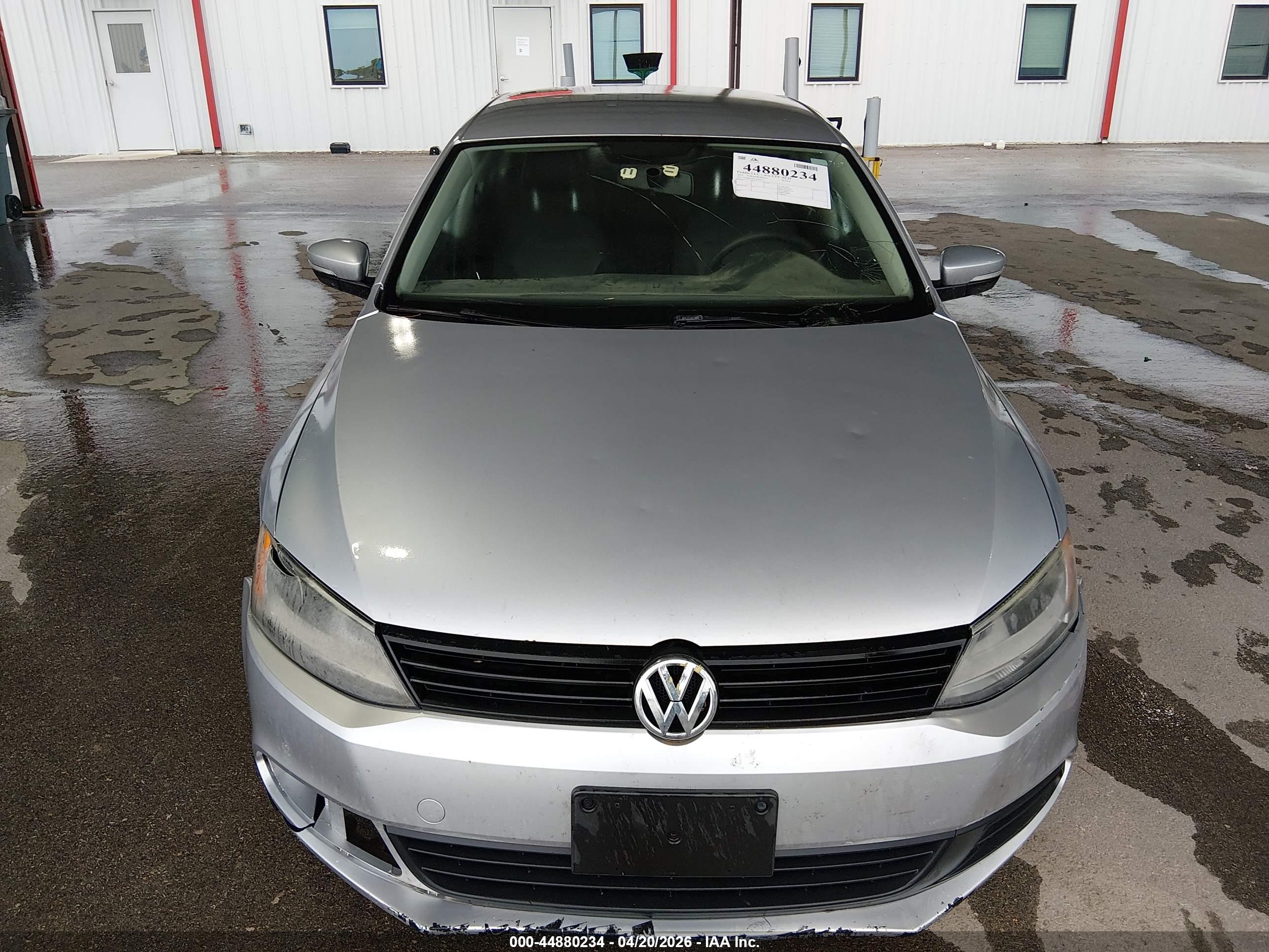 VOLKSWAGEN JETTA image 6