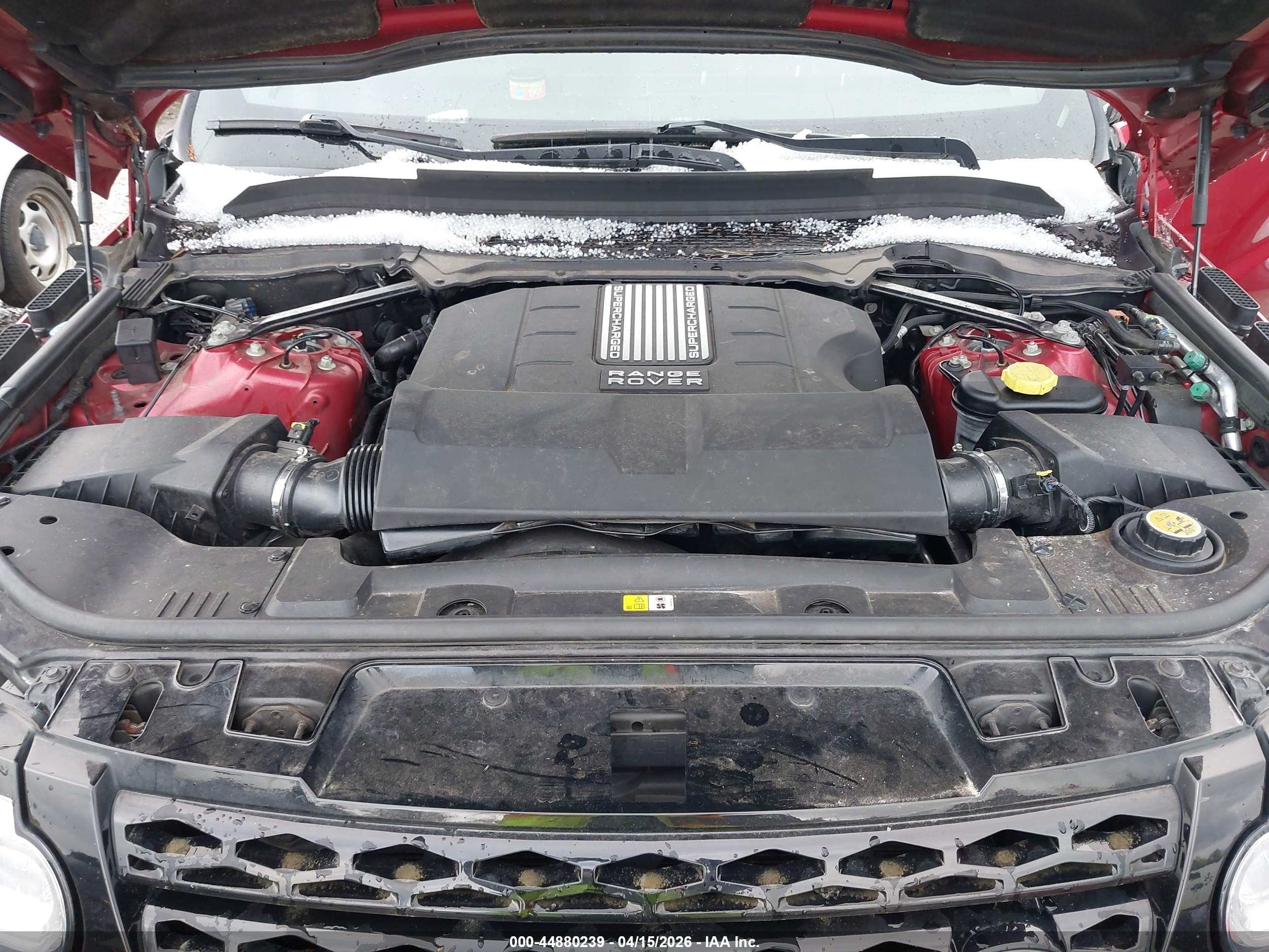LAND ROVER image 10