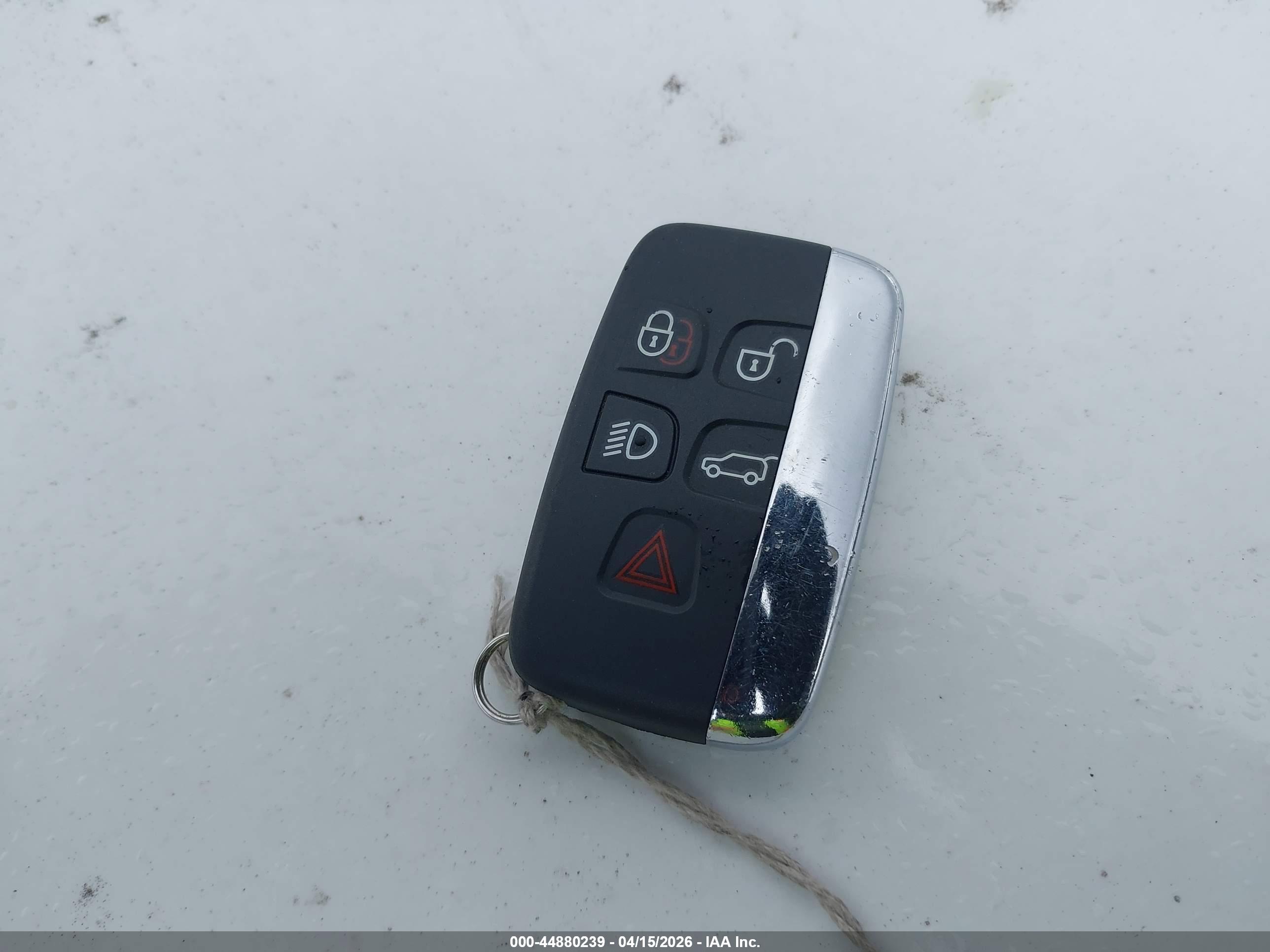 LAND ROVER image 11