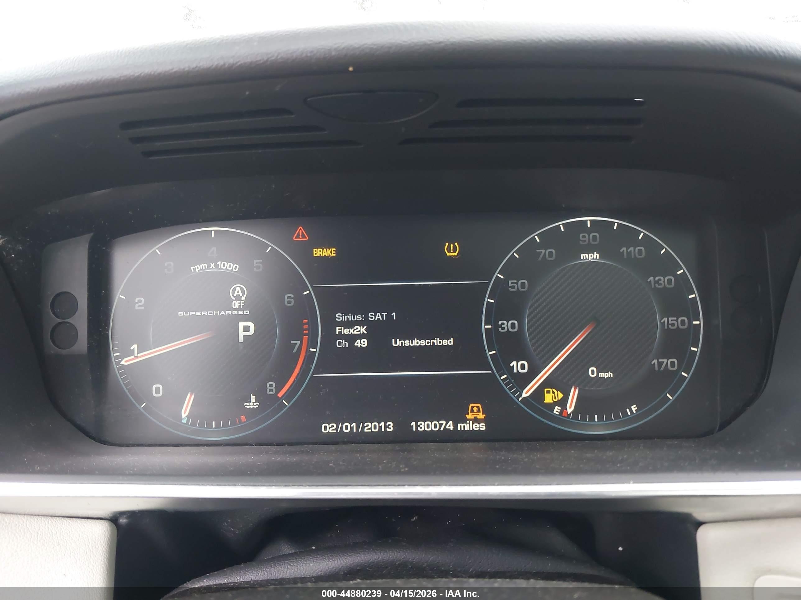 LAND ROVER image 7