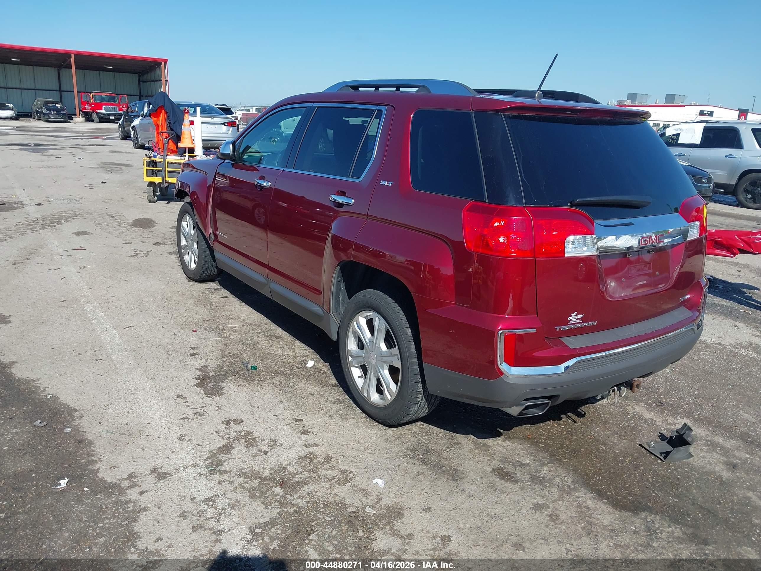 GMC TERRAIN image 3