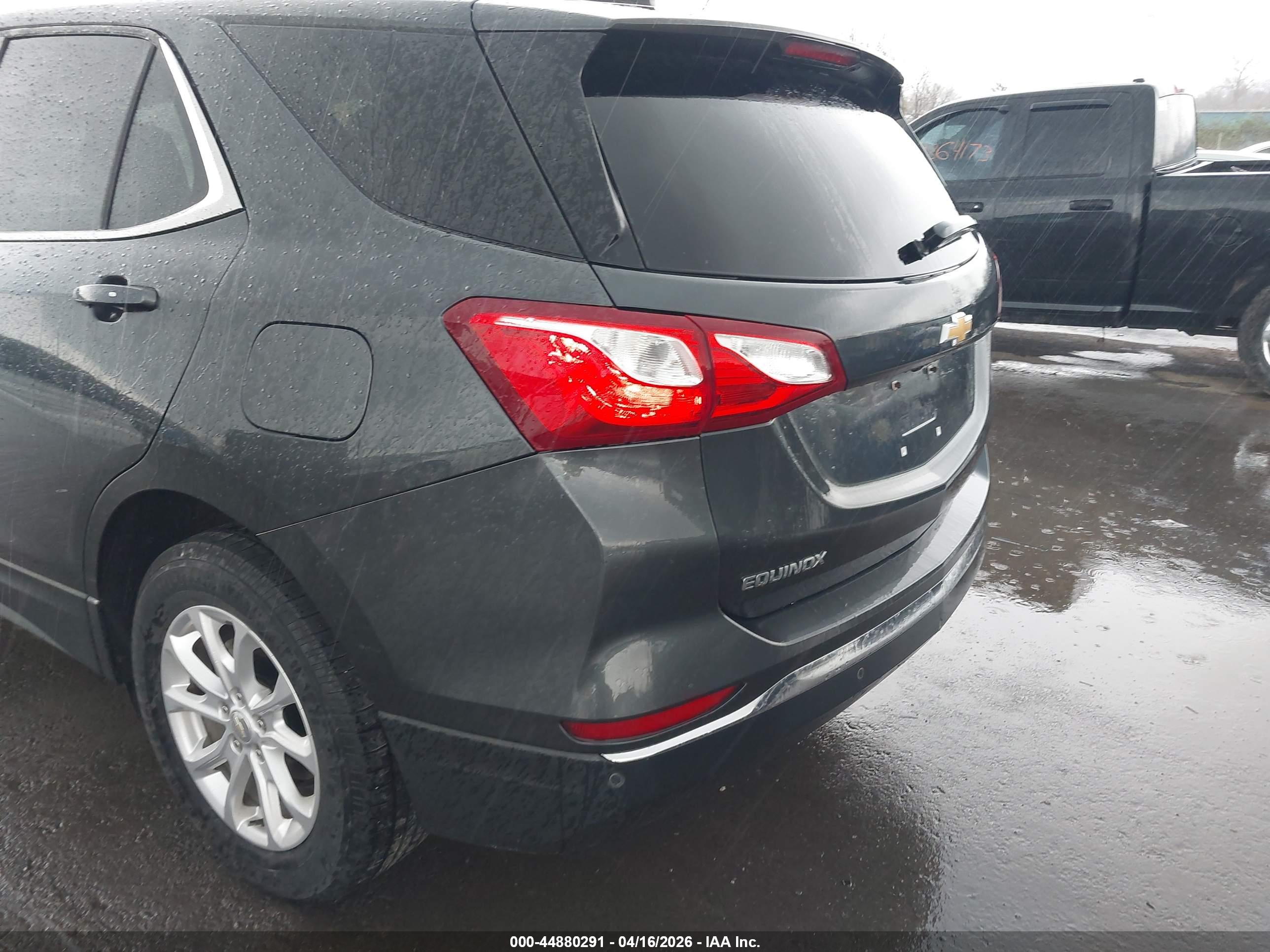 CHEVROLET EQUINOX image 6