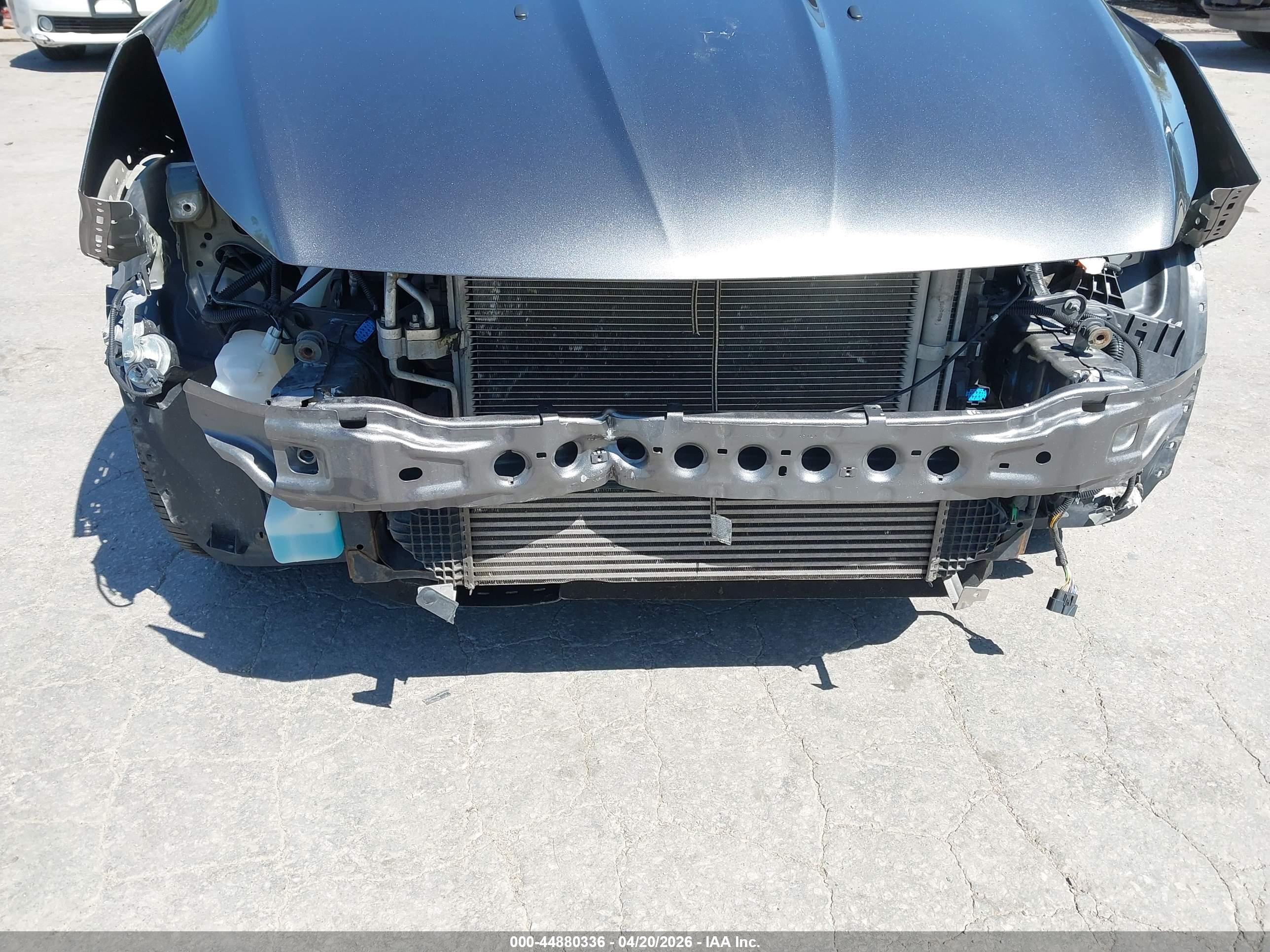 FORD ESCAPE image 6