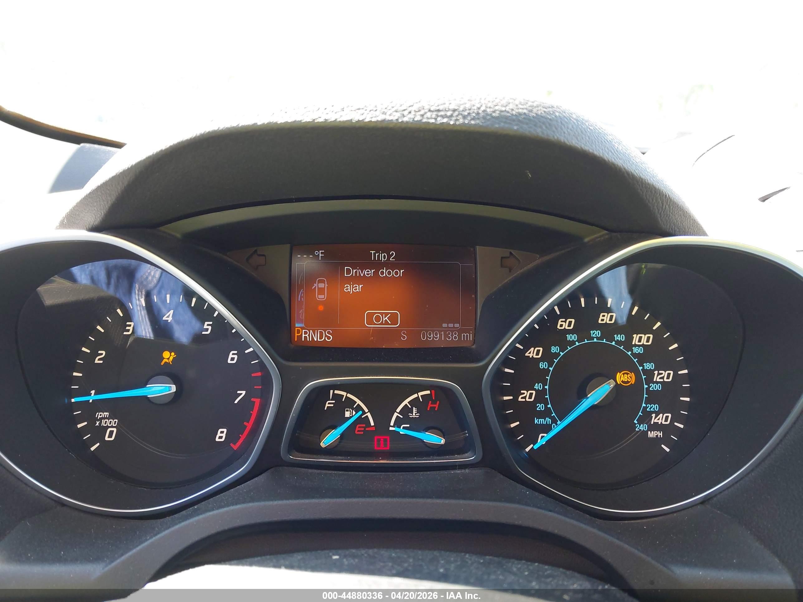 FORD ESCAPE image 7