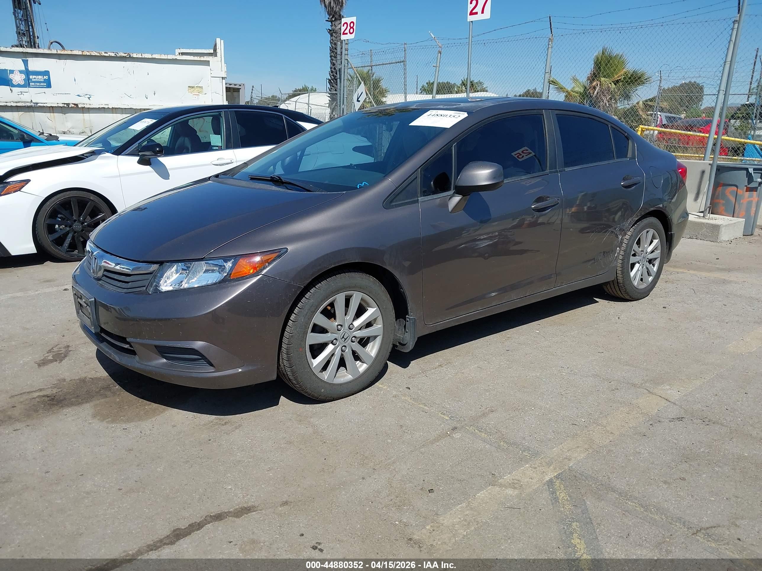 HONDA CIVIC image 2