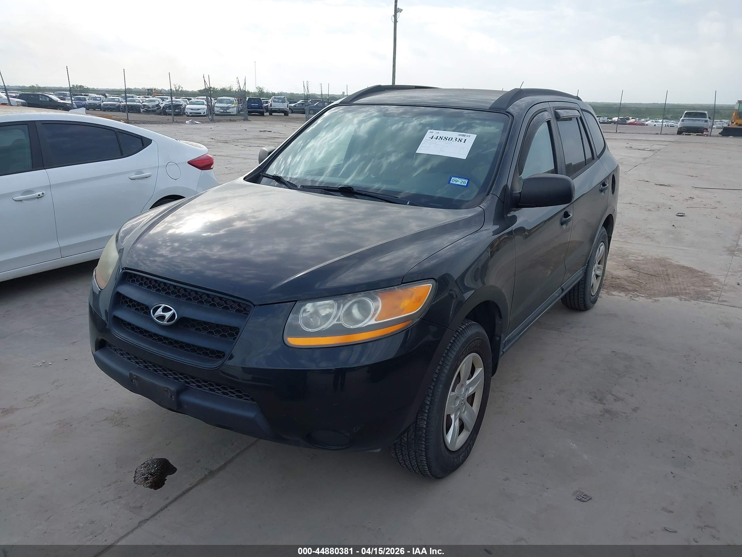 HYUNDAI SANTA image 2