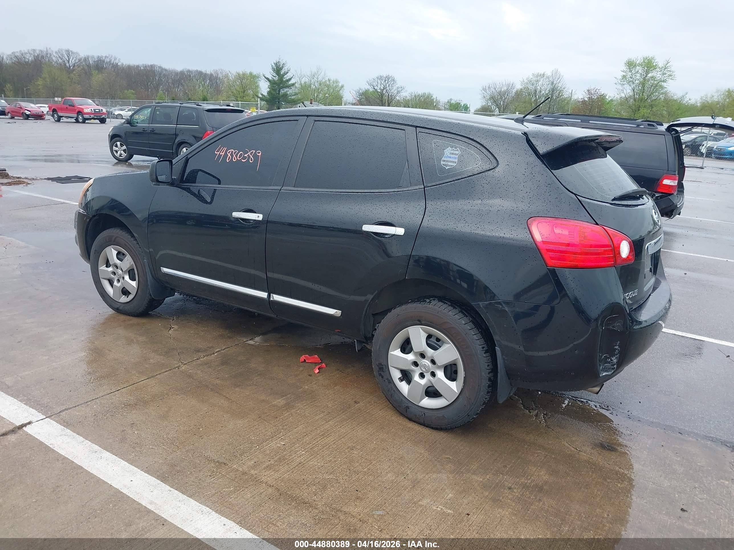 NISSAN ROGUE image 3