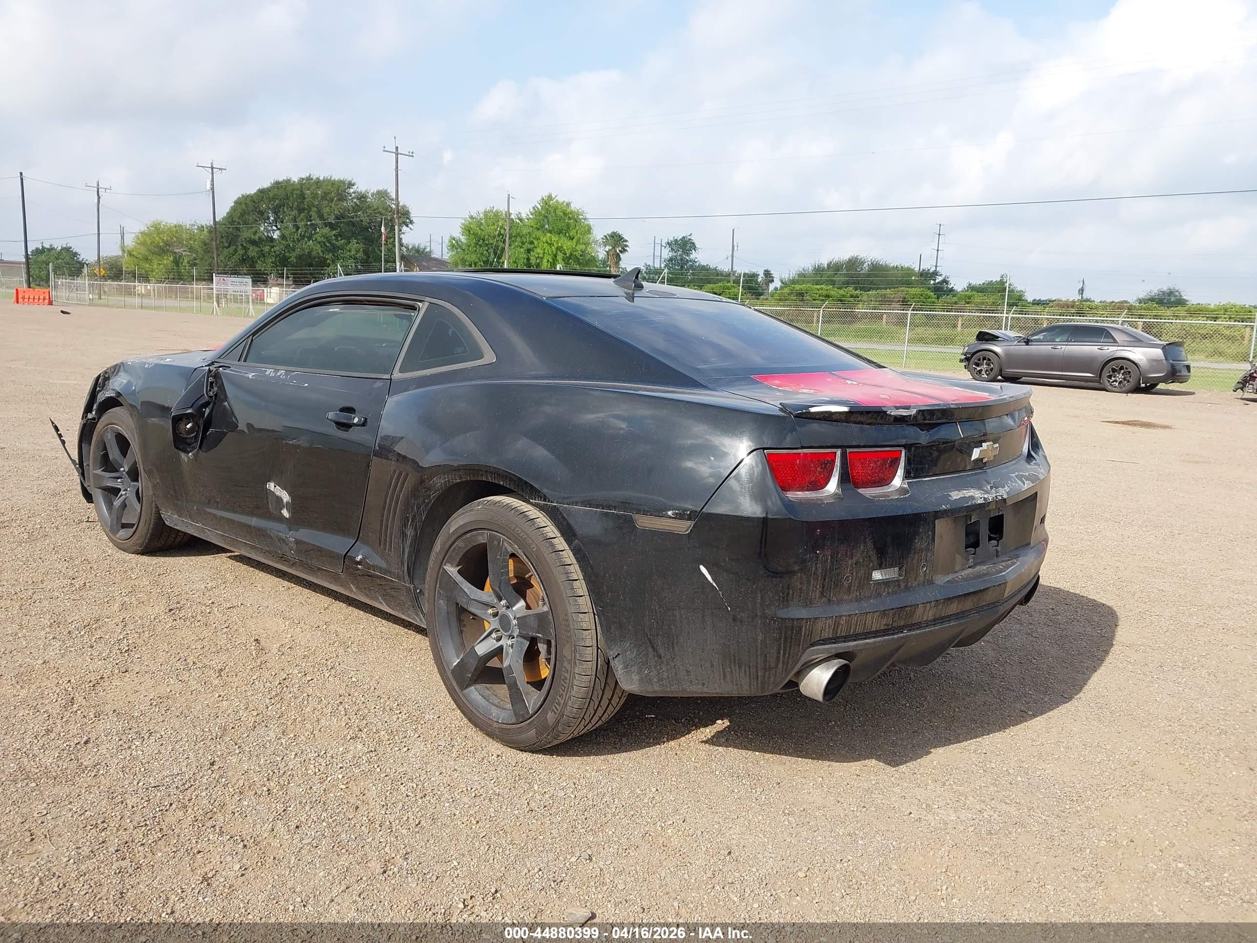 CHEVROLET CAMARO image 3