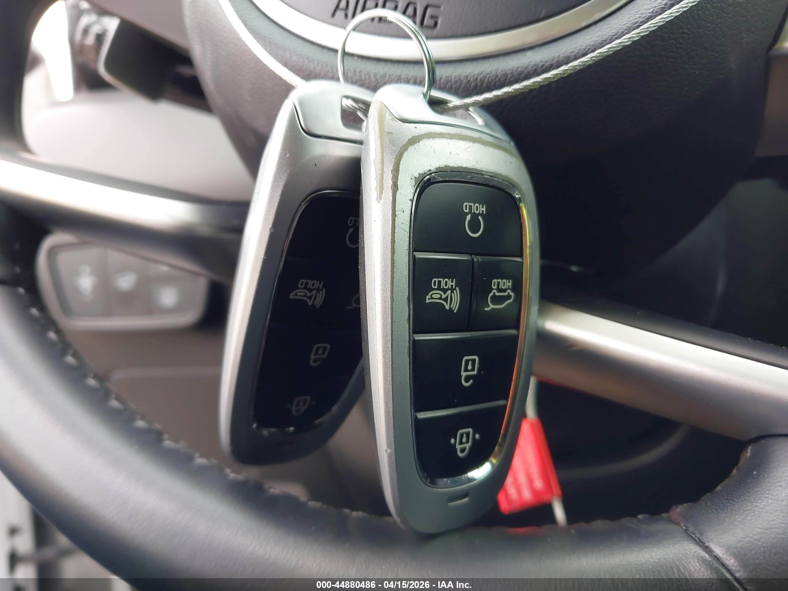 HYUNDAI TUCSON image 11