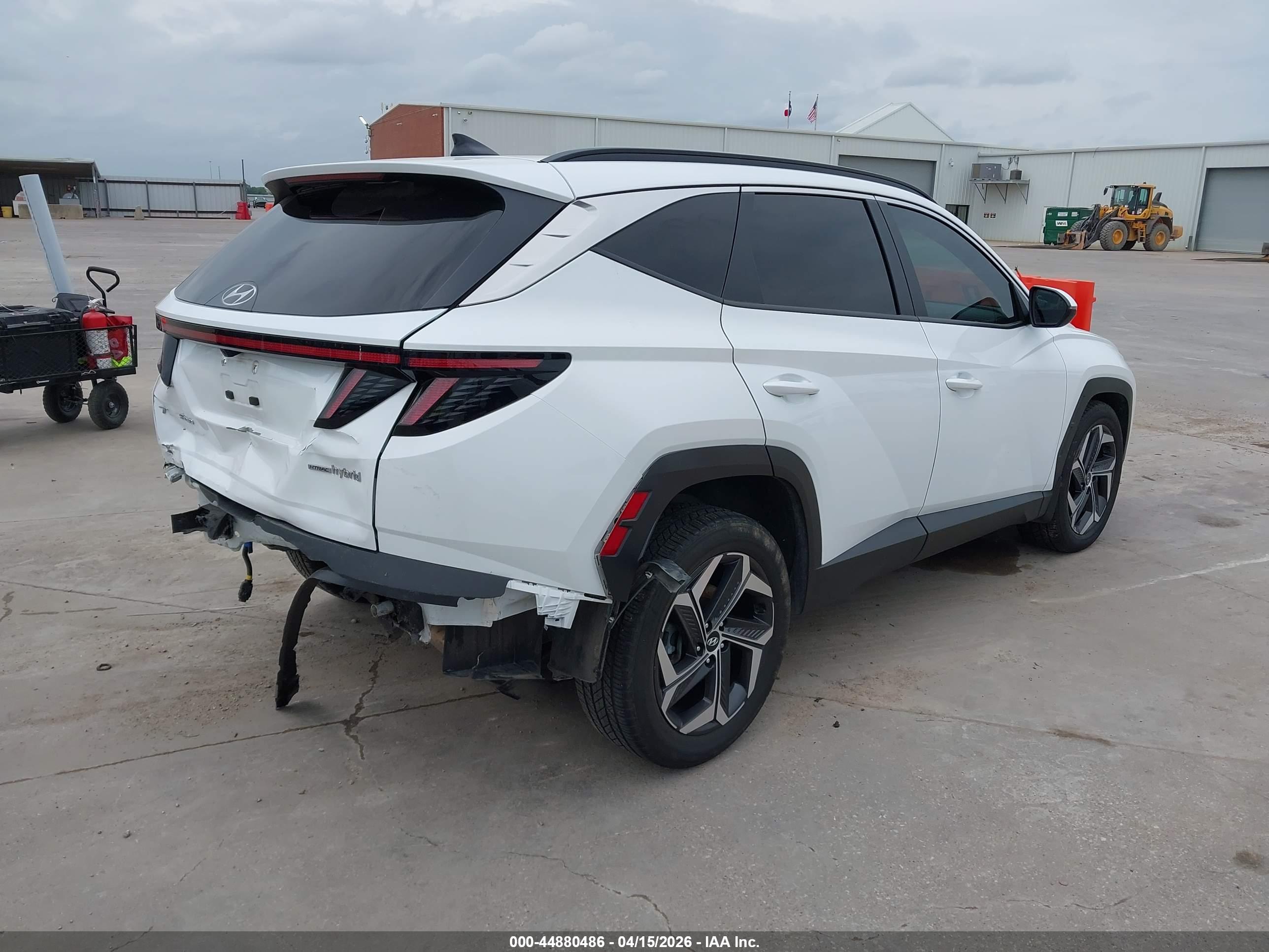 HYUNDAI TUCSON image 4