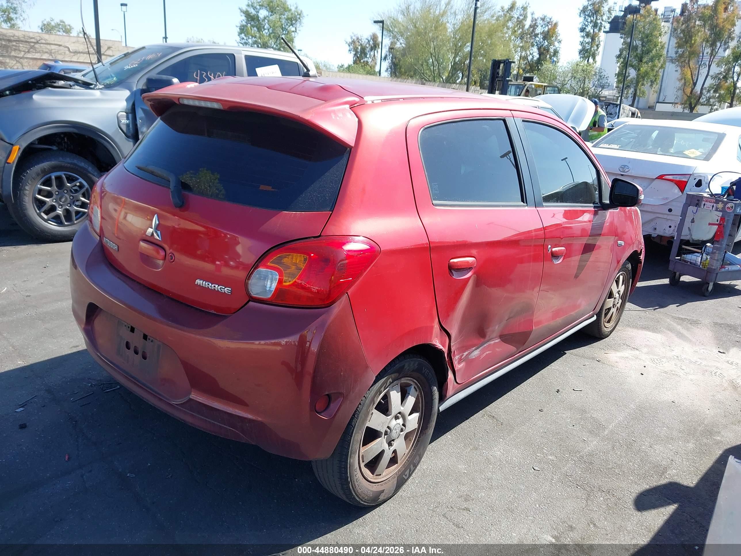 MITSUBISHI MIRAGE image 4