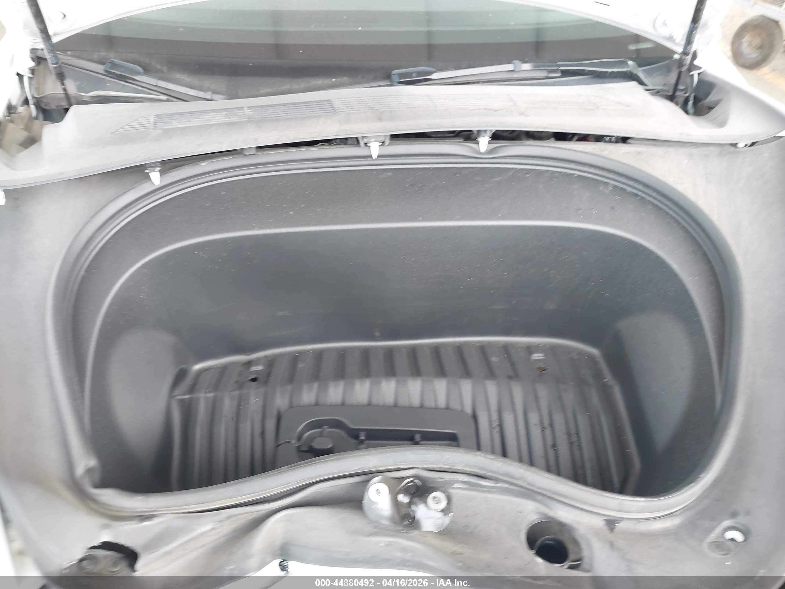 TESLA MODEL image 10