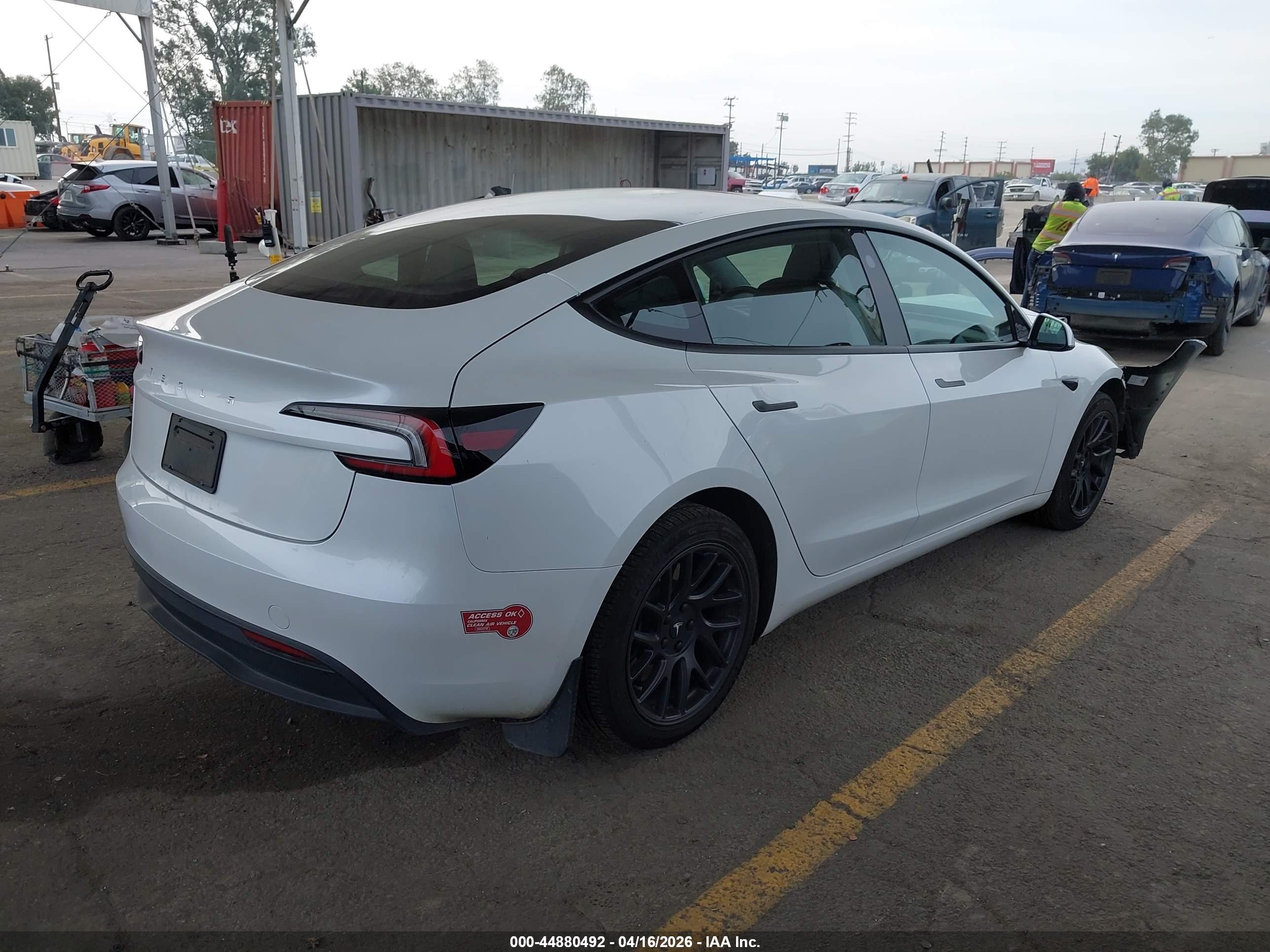 TESLA MODEL image 4