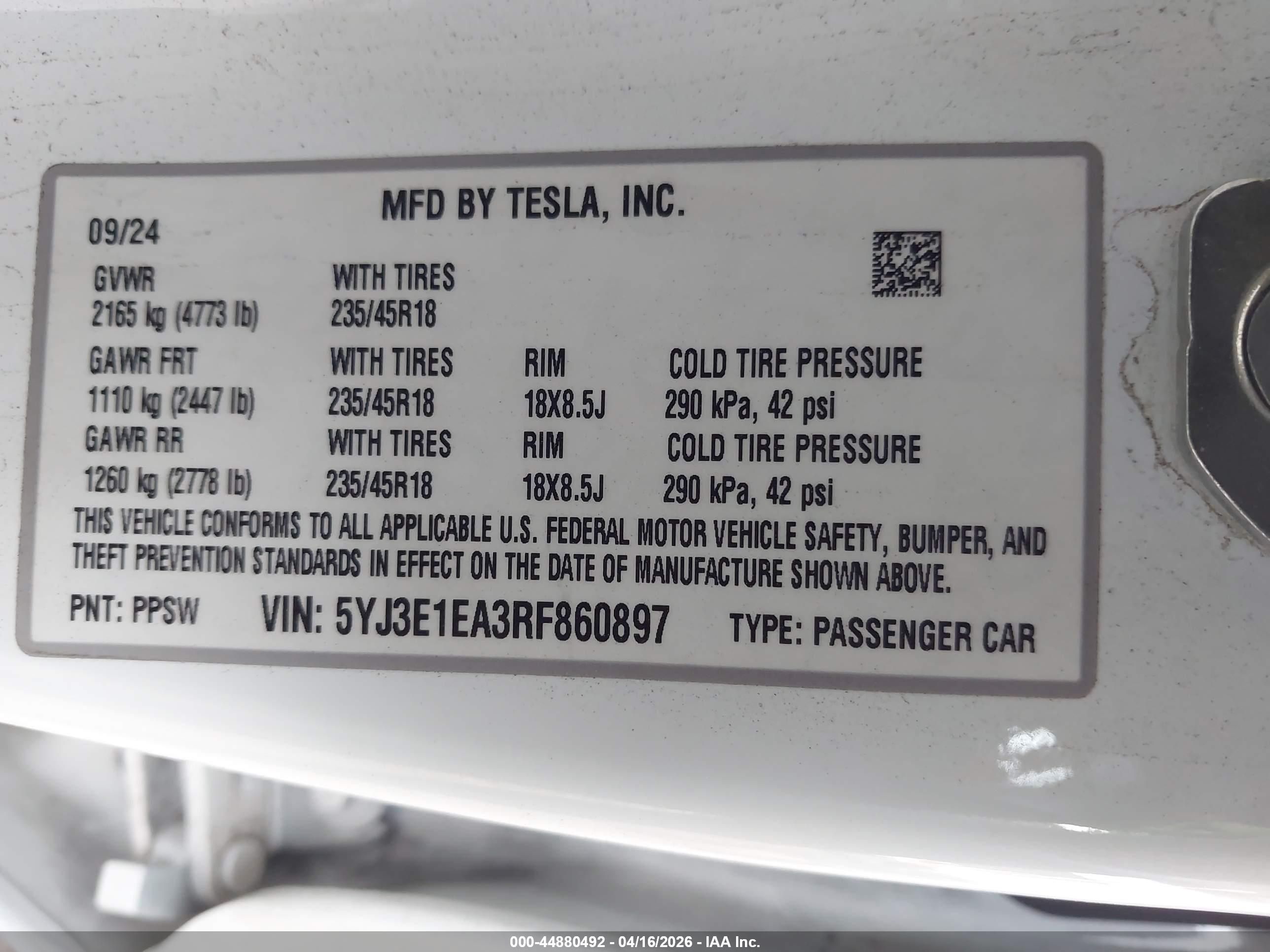 TESLA MODEL image 9