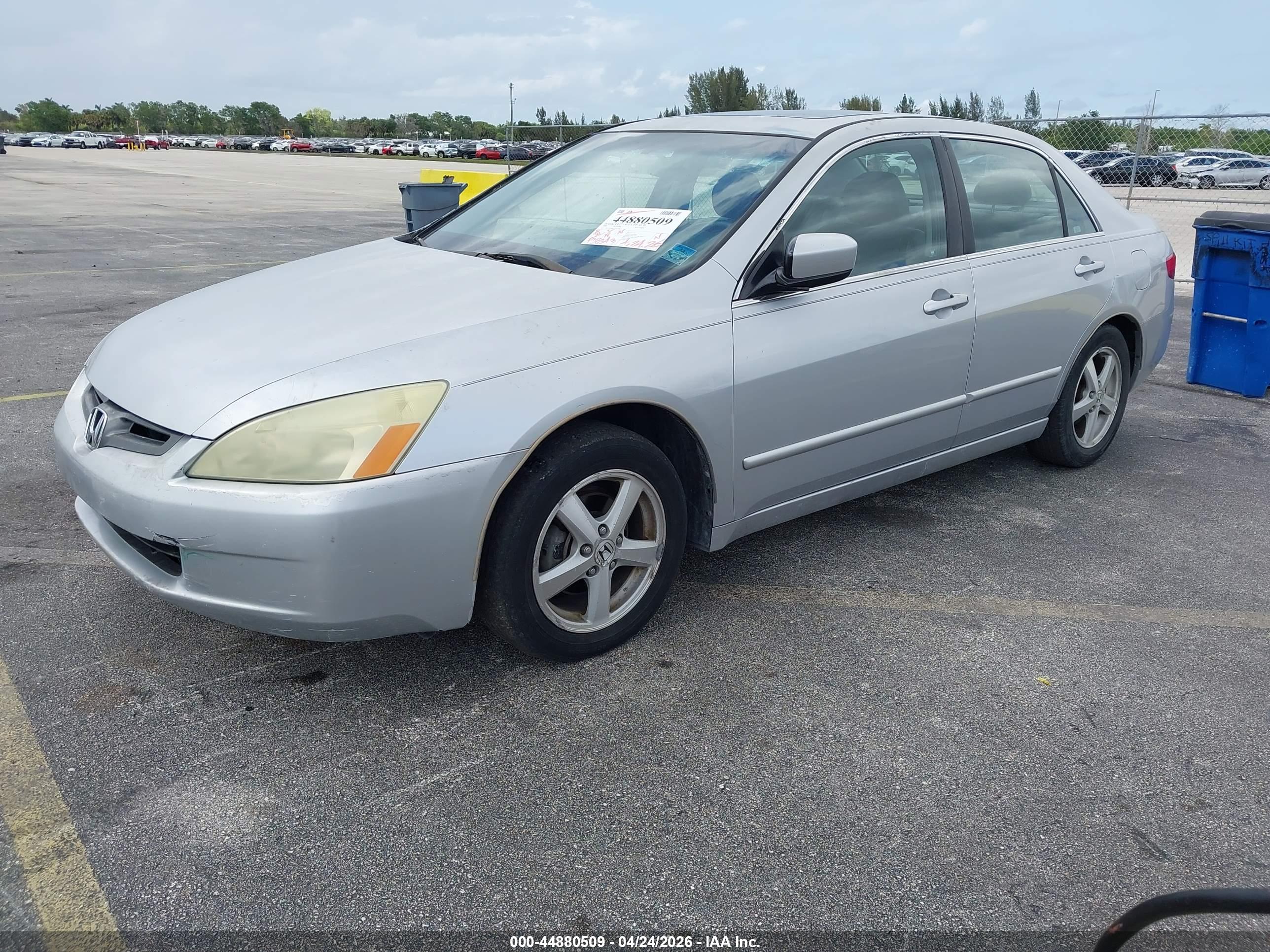 HONDA ACCORD image 2