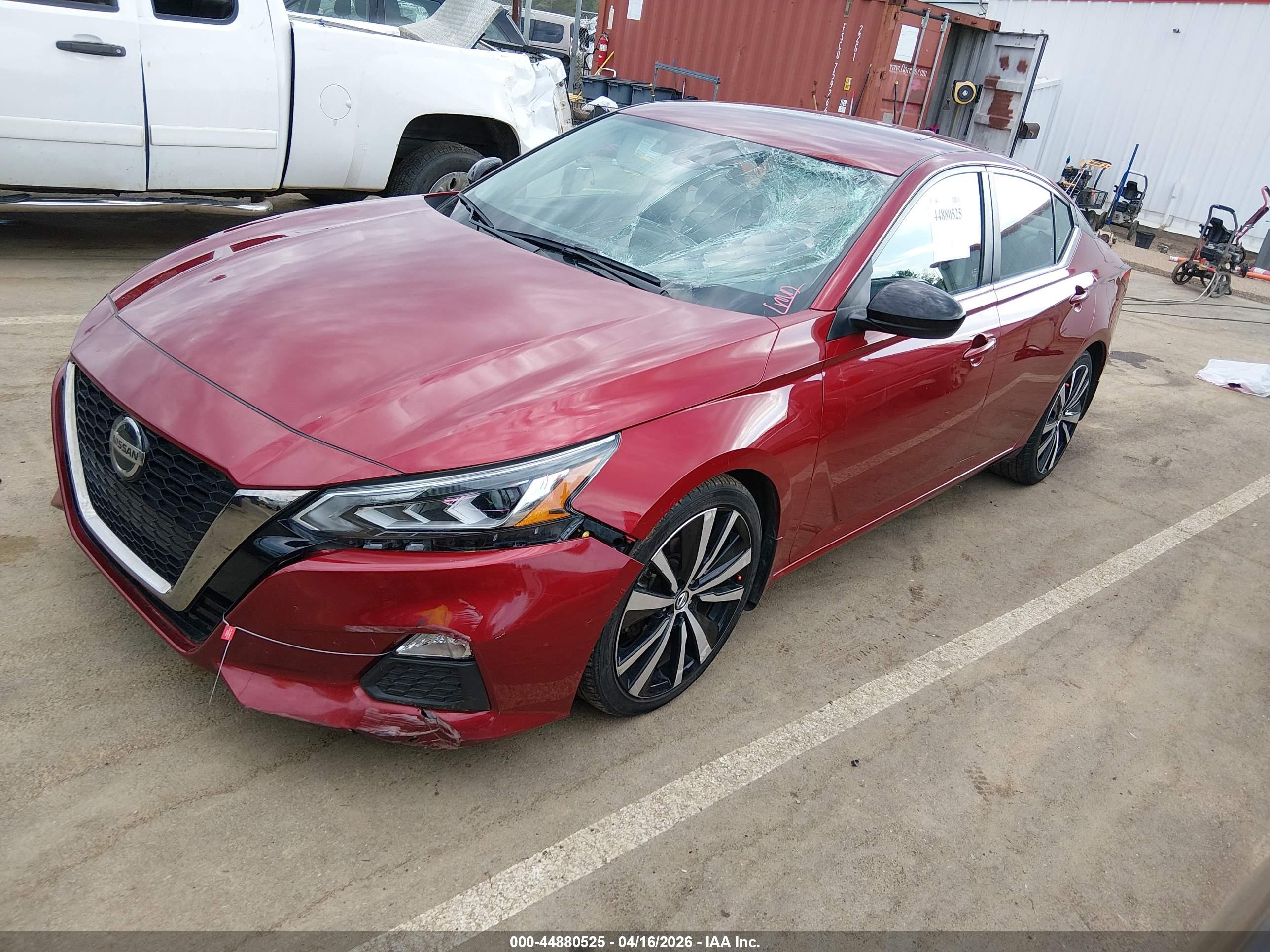 NISSAN ALTIMA image 2