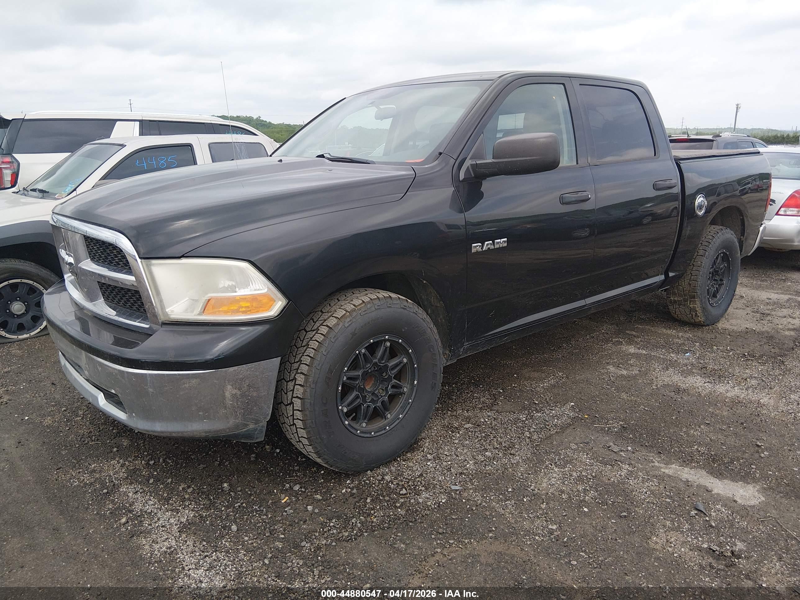 DODGE RAM image 2